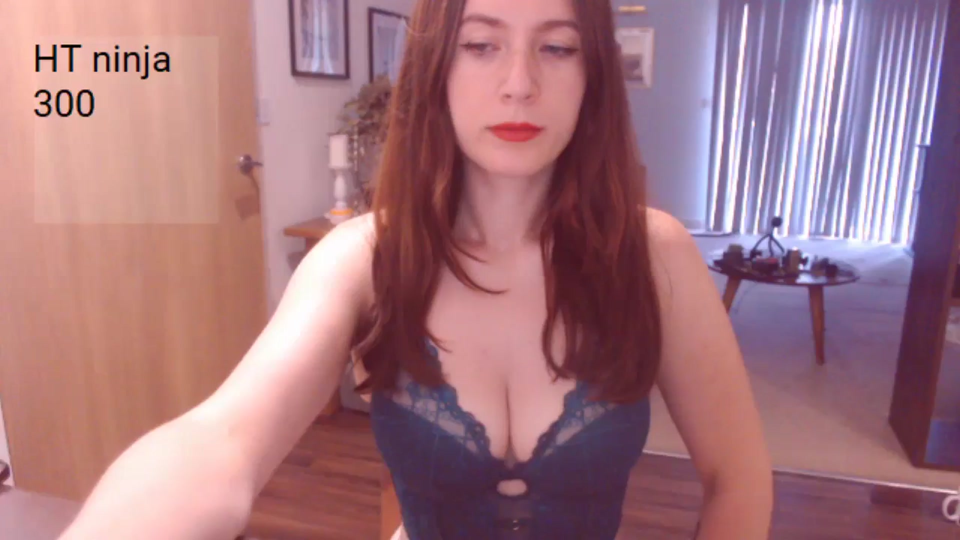Gallery image thumbnail from AubreyPlza's myfreecams stream on, 08/01/2025, 19:09 image 16 of 20