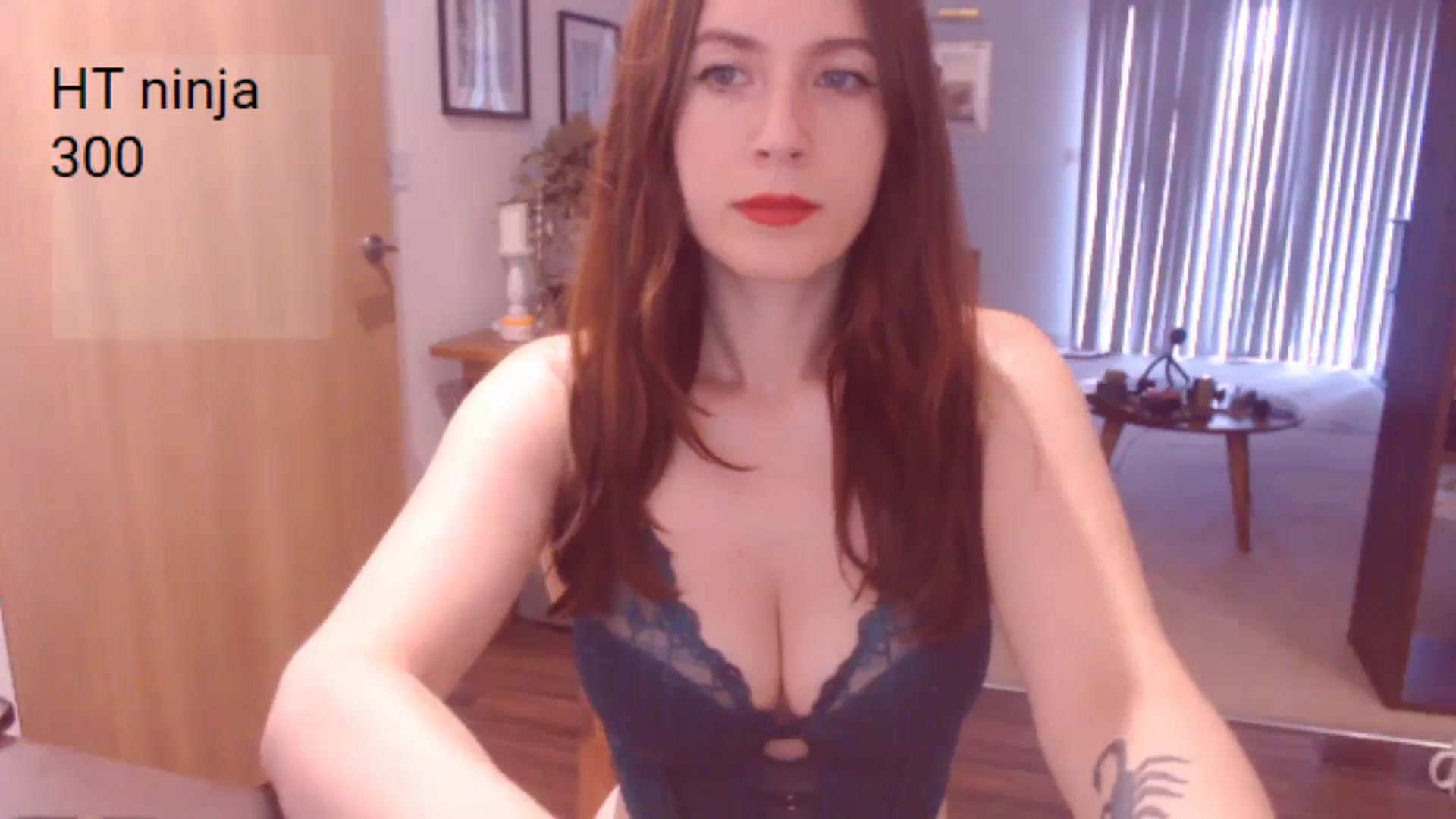 Gallery image thumbnail from AubreyPlza's myfreecams stream on, 08/01/2025, 19:09 image 12 of 20