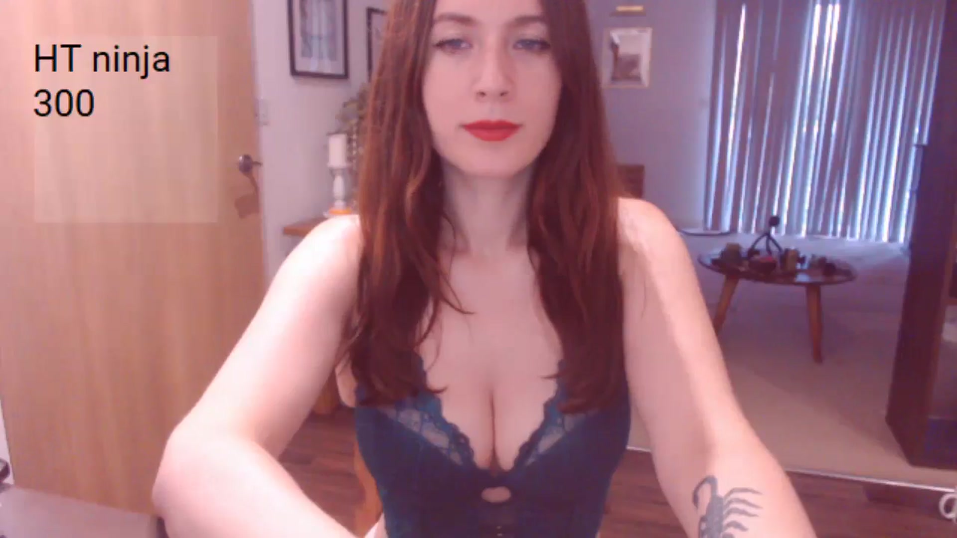 Gallery image thumbnail from AubreyPlza's myfreecams stream on, 08/01/2025, 19:47 image 4 of 20