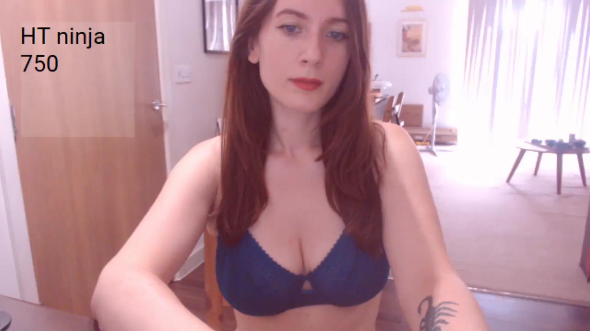 Gallery image thumbnail from AubreyPlza's myfreecams stream on, 08/07/2025, 11:16 image 14 of 20