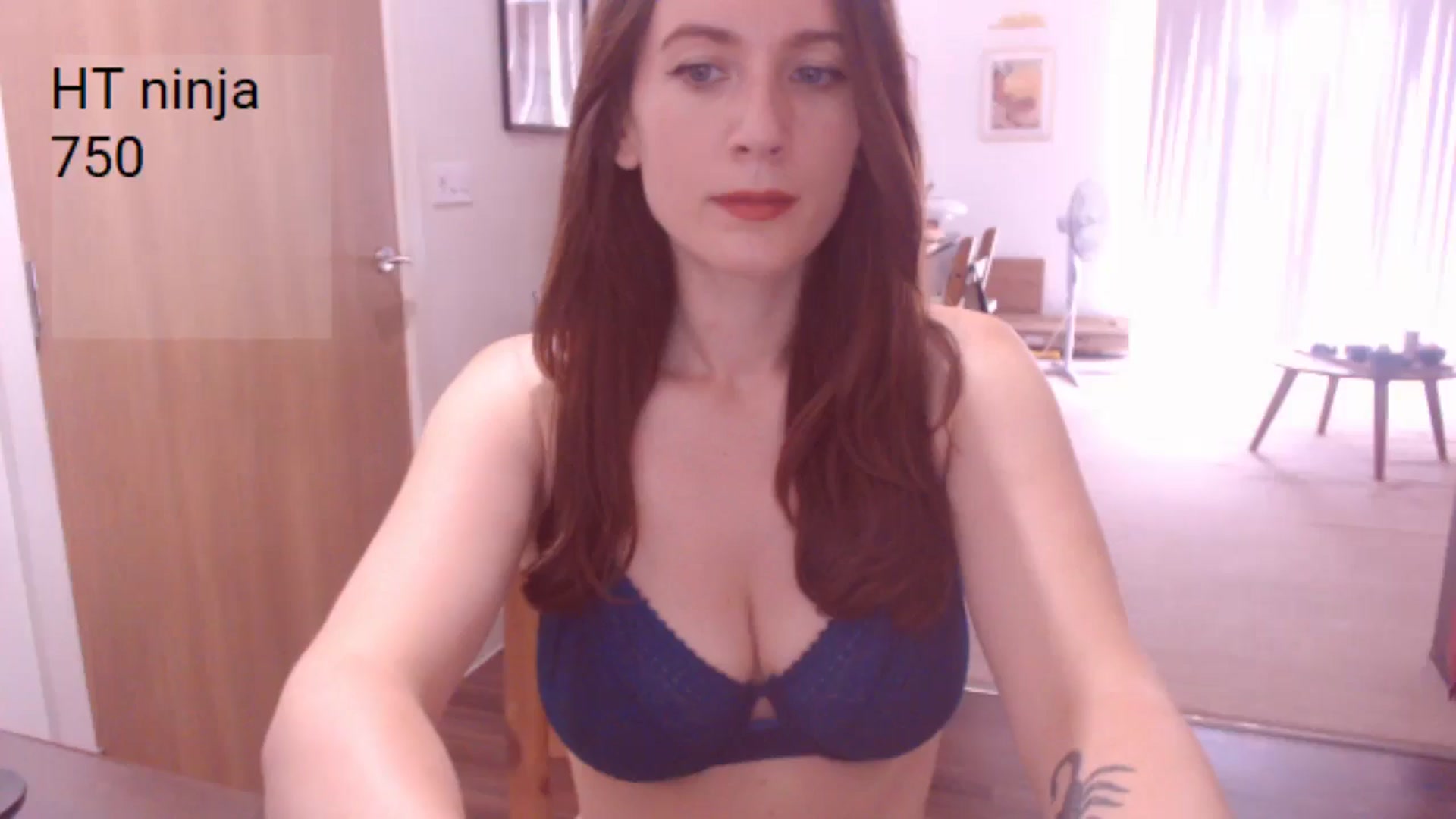 Gallery image thumbnail from AubreyPlza's myfreecams stream on, 08/07/2025, 11:16 image 20 of 20