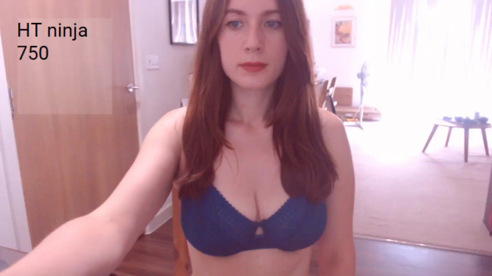 Gallery image thumbnail from AubreyPlza's myfreecams stream on, 08/07/2025, 11:16 image 2 of 20