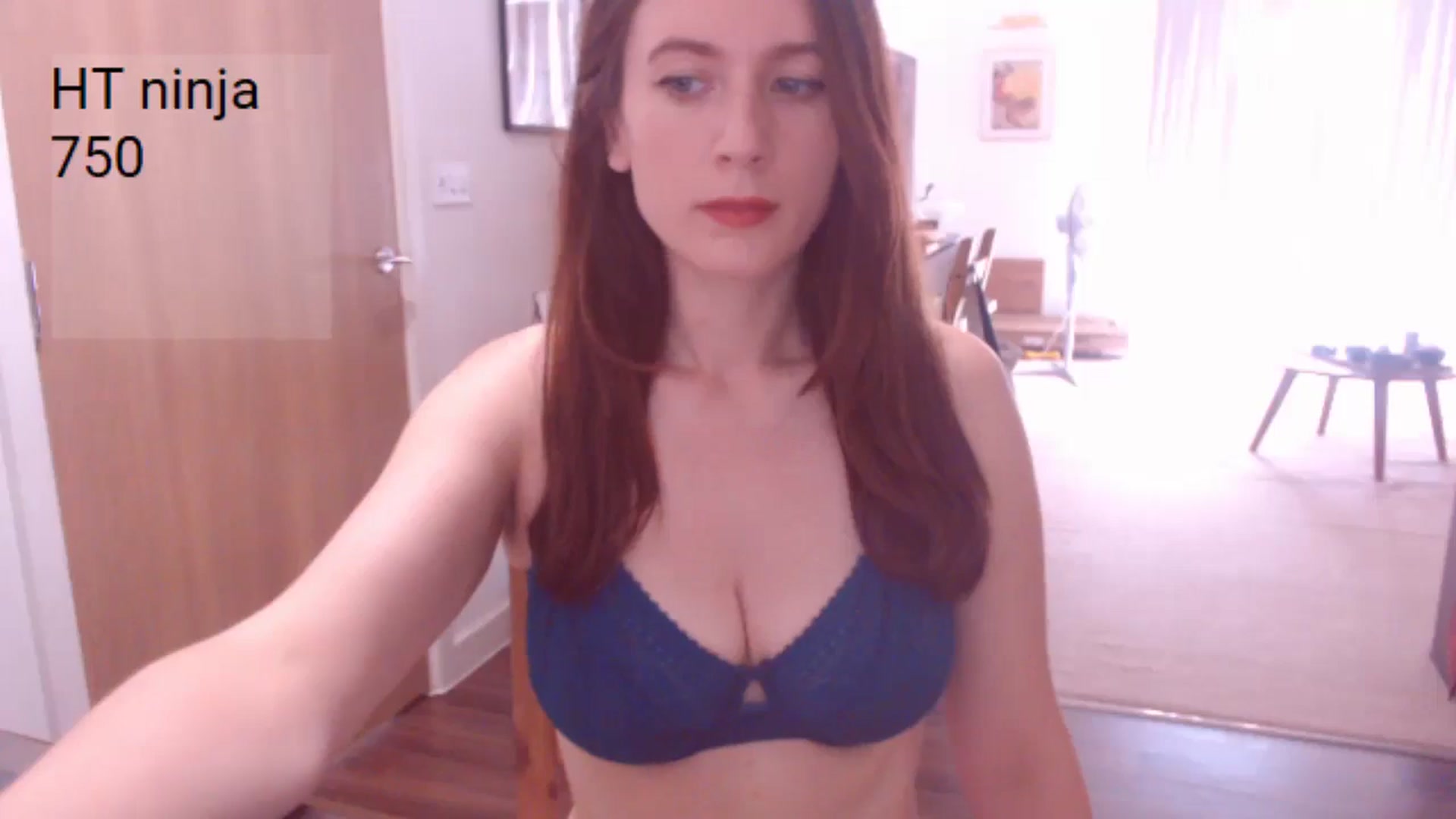 Gallery image thumbnail from AubreyPlza's myfreecams stream on, 08/07/2025, 11:16 image 8 of 20