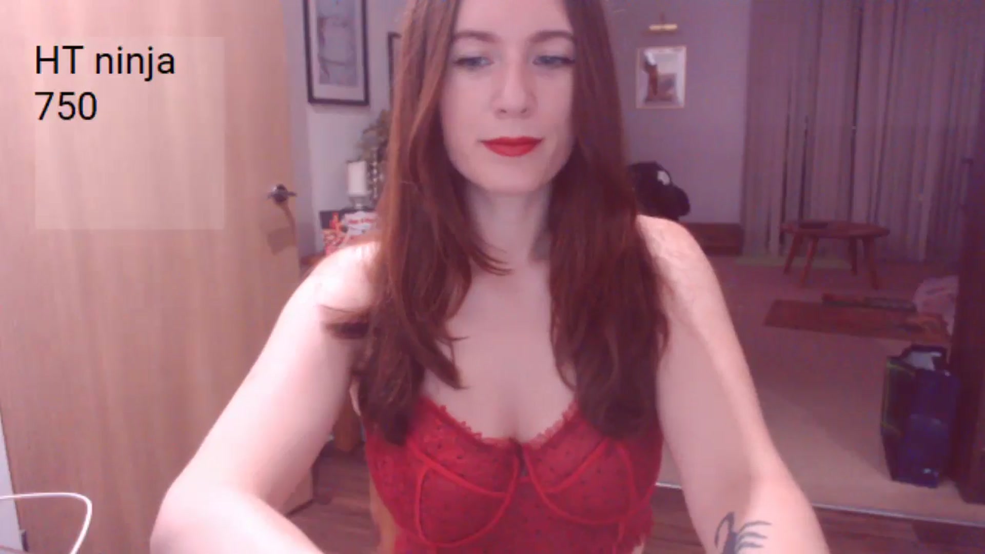 Gallery image thumbnail from AubreyPlza's myfreecams stream on, 08/15/2025, 20:43 image 13 of 20