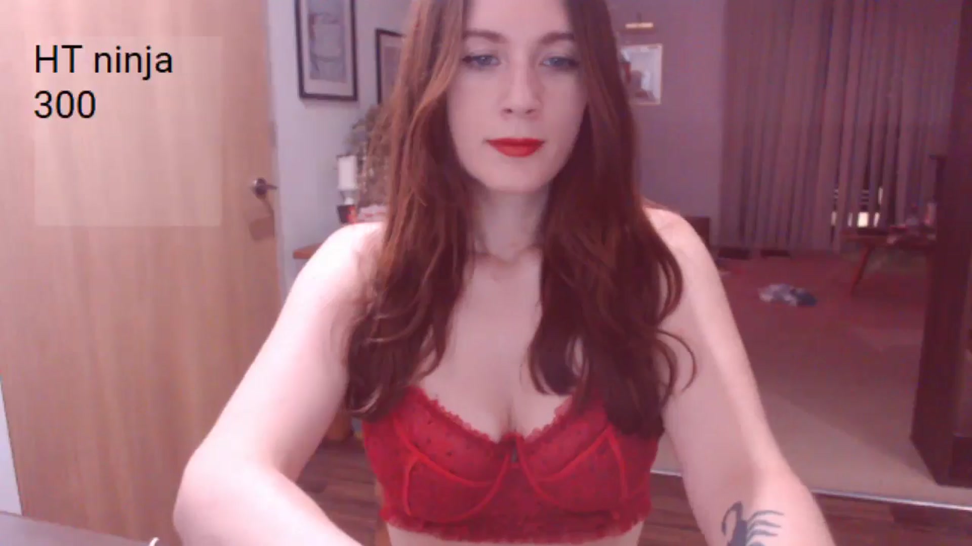 Gallery image thumbnail from AubreyPlza's myfreecams stream on, 08/27/2025, 19:40 image 11 of 20