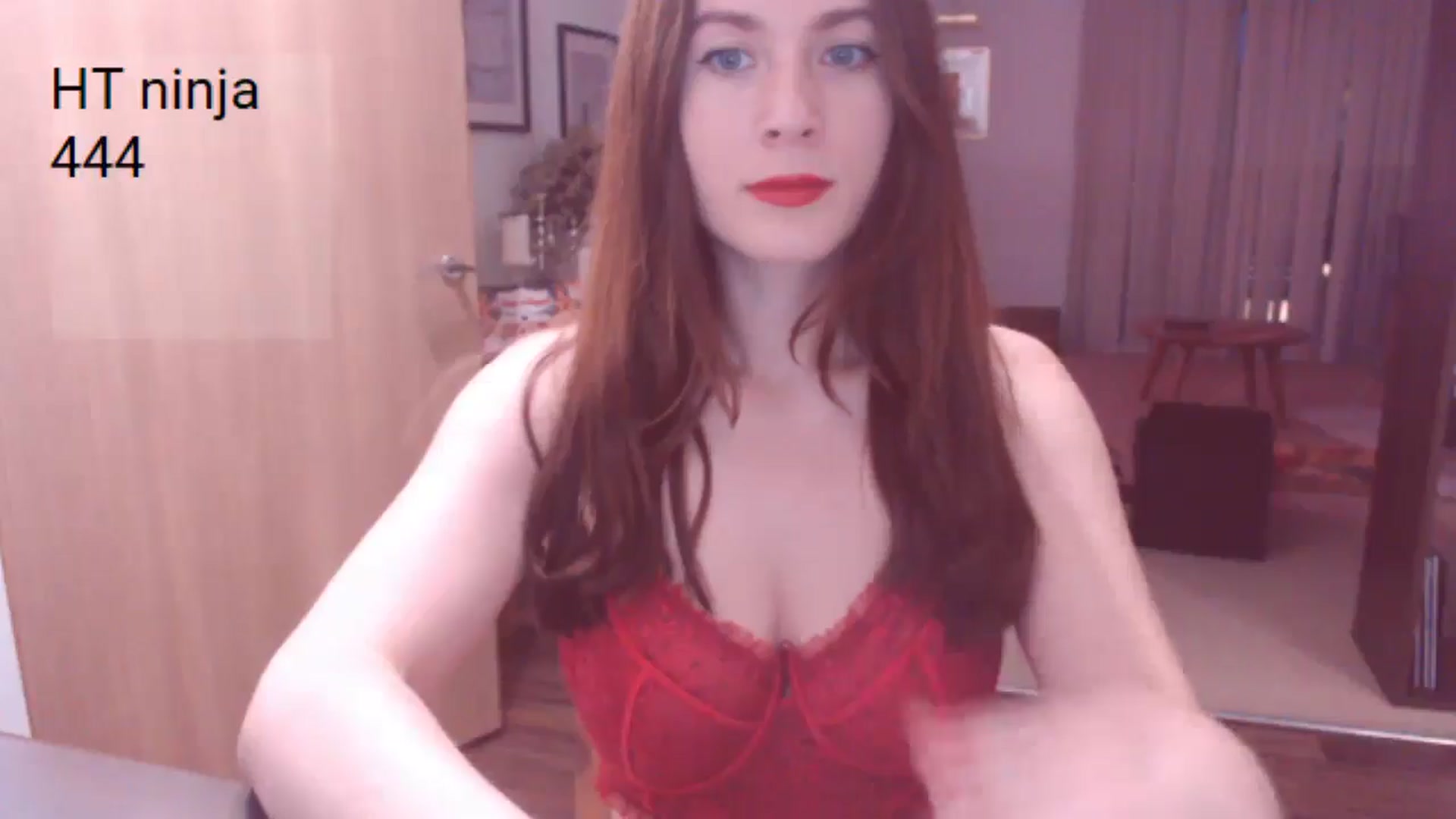 Gallery image thumbnail from AubreyPlza's myfreecams stream on, 09/01/2025, 20:25 image 3 of 20