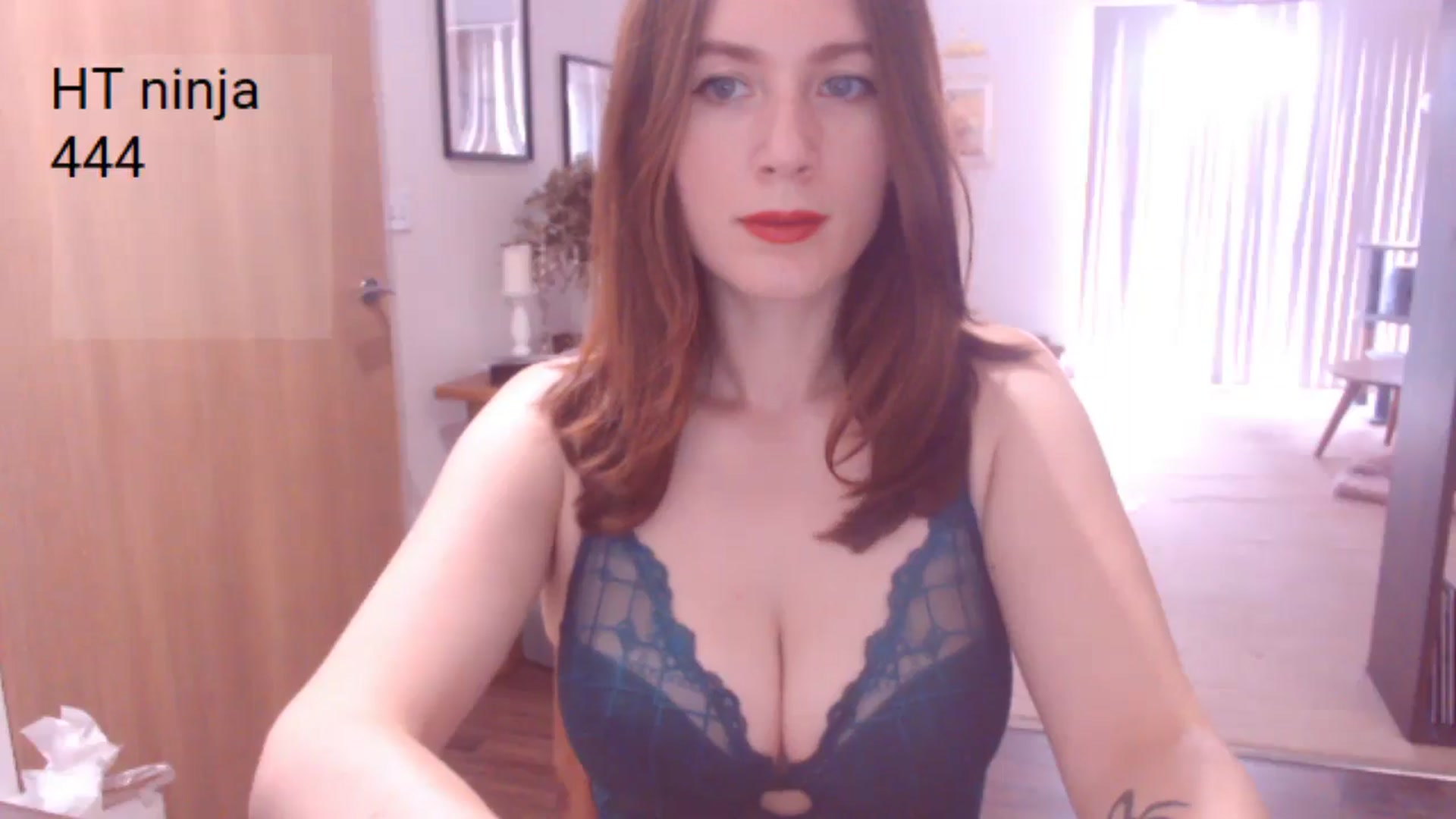 Gallery image thumbnail from AubreyPlza's myfreecams stream on, 09/08/2025, 16:17 image 2 of 20