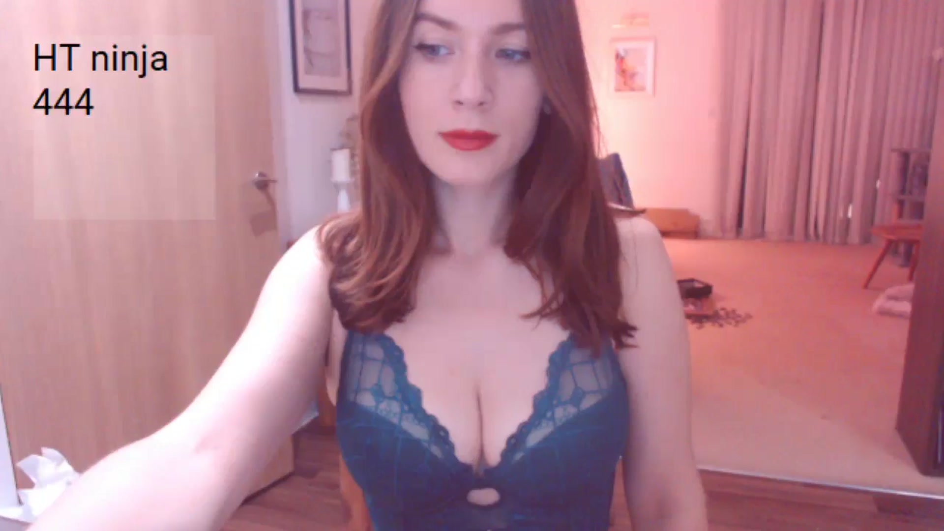 Gallery image thumbnail from AubreyPlza's myfreecams stream on, 09/08/2025, 20:12 image 4 of 20