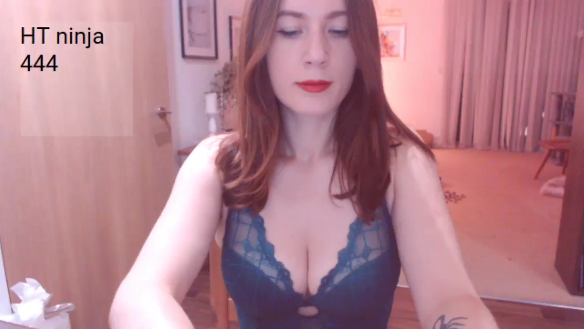 Gallery image thumbnail from AubreyPlza's myfreecams stream on, 09/08/2025, 20:12 image 12 of 20