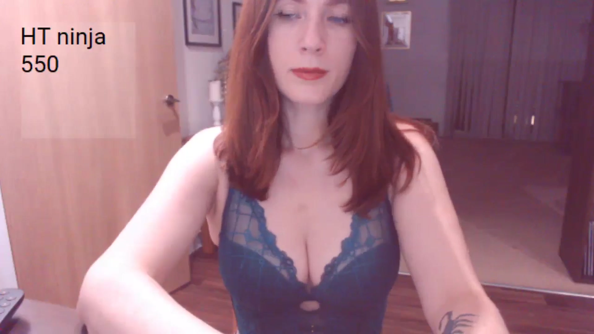 Gallery image thumbnail from AubreyPlza's myfreecams stream on, 09/11/2025, 20:29 image 17 of 20