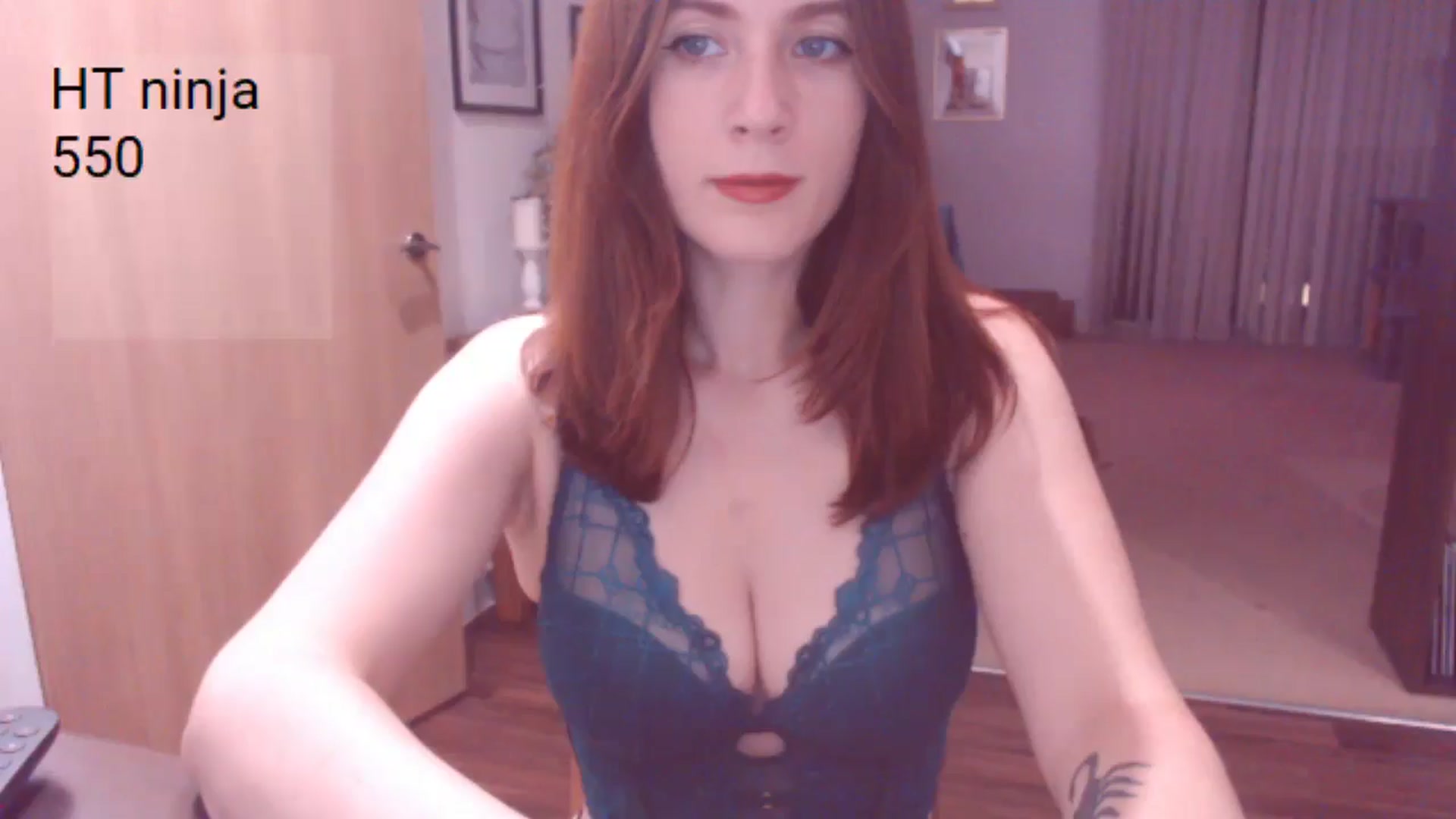 Gallery image thumbnail from AubreyPlza's myfreecams stream on, 09/11/2025, 20:29 image 19 of 20