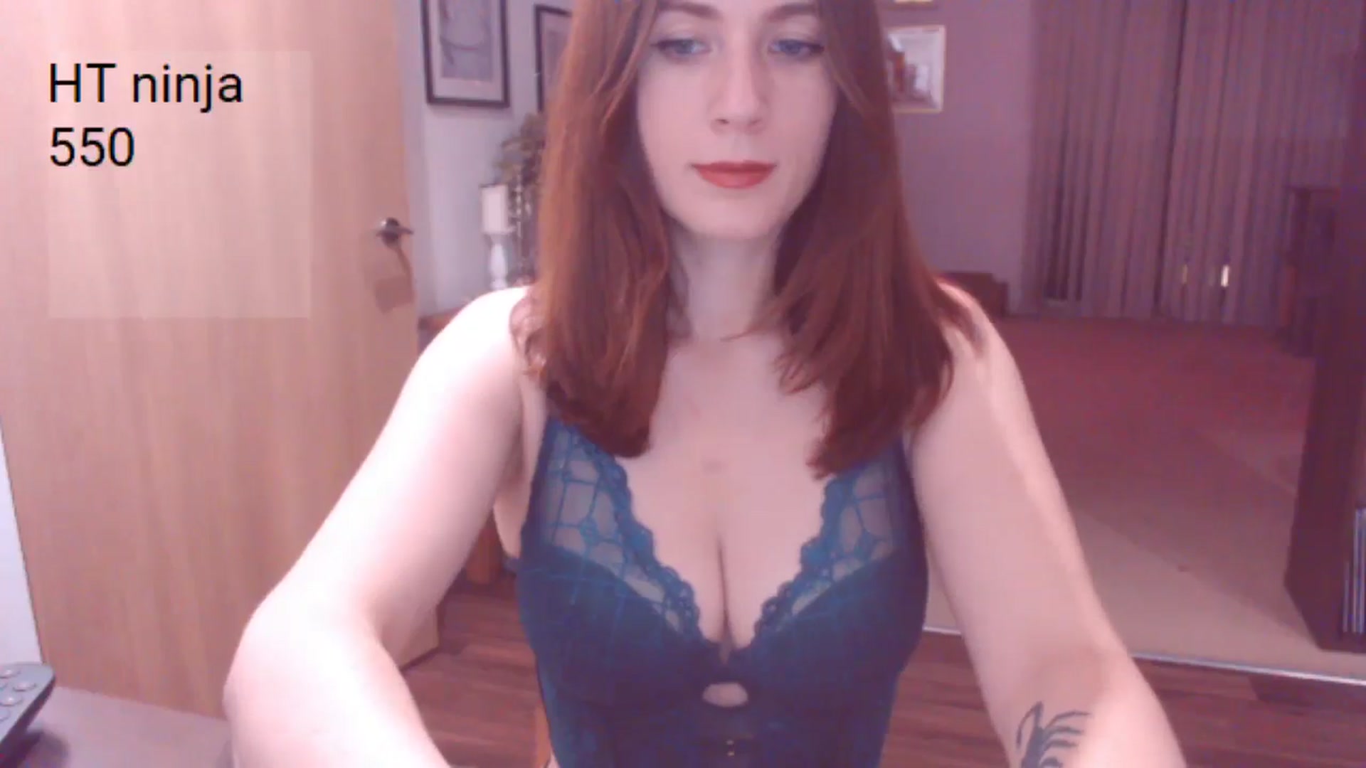 Gallery image thumbnail from AubreyPlza's myfreecams stream on, 09/11/2025, 20:29 image 15 of 20