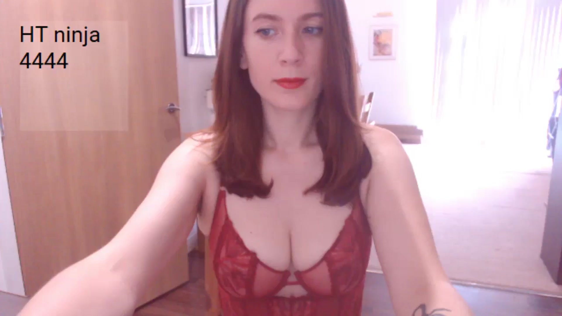 Gallery image thumbnail from AubreyPlza's myfreecams stream on, 09/22/2025, 11:16 image 15 of 20
