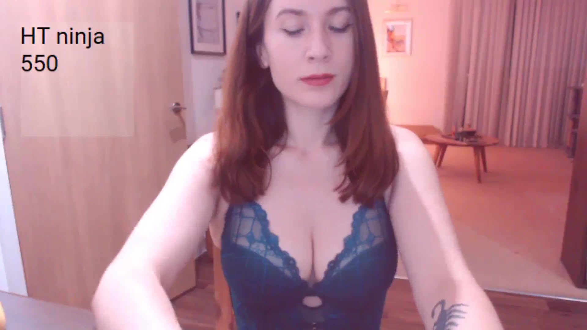 Gallery image thumbnail from AubreyPlza's myfreecams stream on, 09/25/2025, 20:36 image 3 of 20