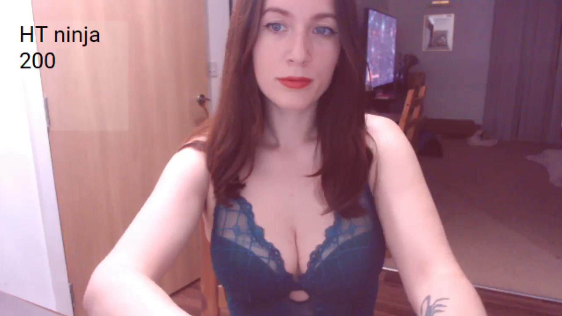 Gallery image thumbnail from AubreyPlza's myfreecams stream on, 10/11/2025, 20:55 image 3 of 20