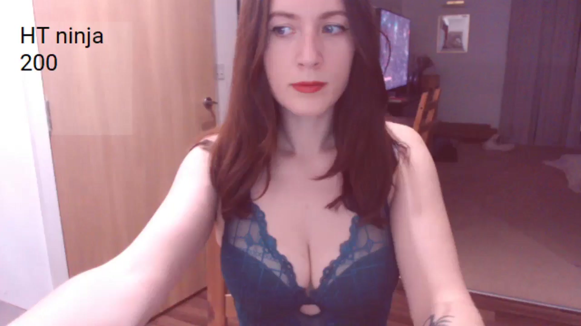 Gallery image thumbnail from AubreyPlza's myfreecams stream on, 10/11/2025, 20:55 image 2 of 20