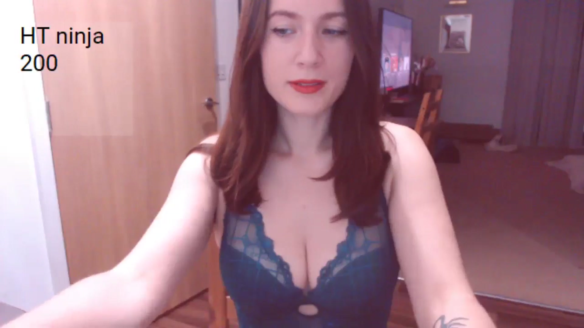 Gallery image thumbnail from AubreyPlza's myfreecams stream on, 10/11/2025, 20:55 image 7 of 20