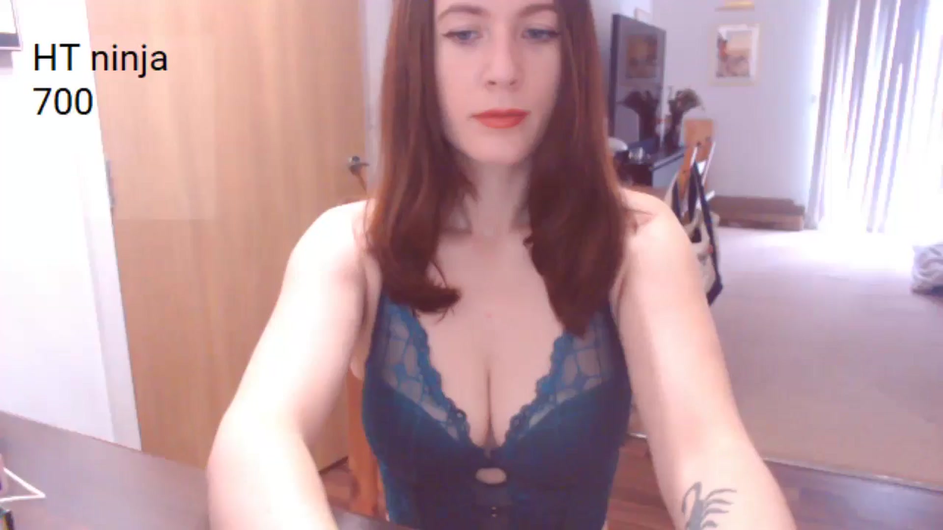 Gallery image thumbnail from AubreyPlza's myfreecams stream on, 10/14/2025, 12:33 image 9 of 20