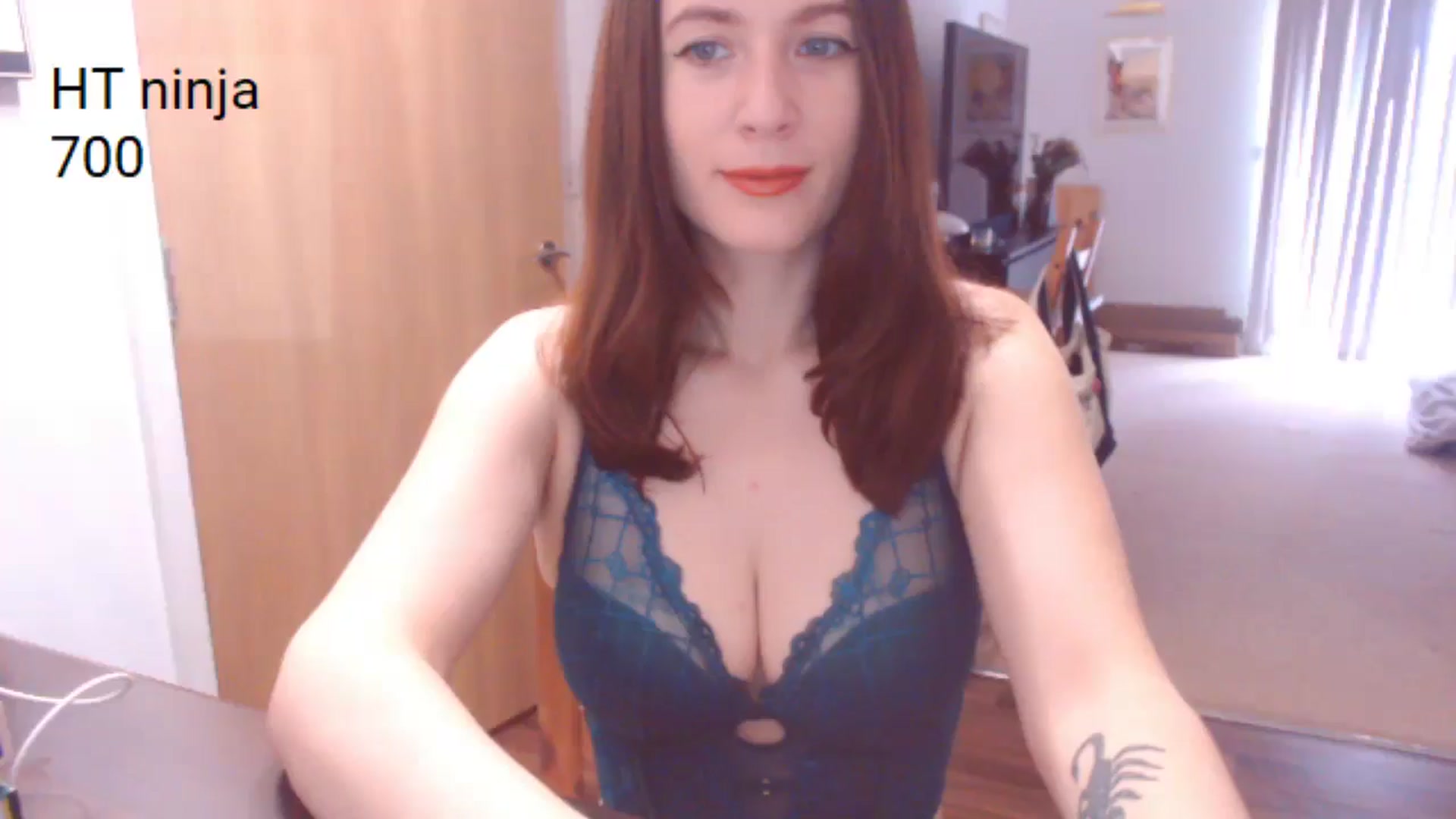 Gallery image thumbnail from AubreyPlza's myfreecams stream on, 10/14/2025, 12:33 image 5 of 20