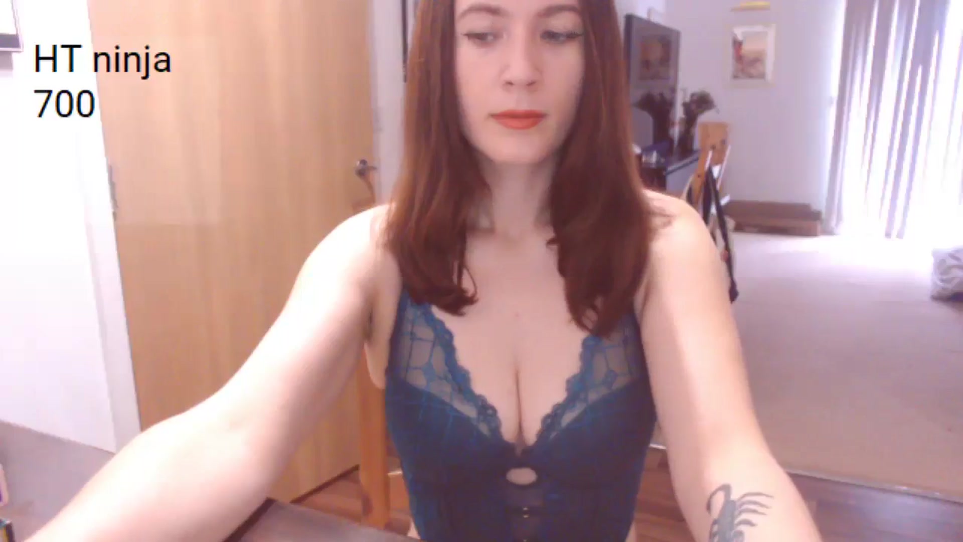 Gallery image thumbnail from AubreyPlza's myfreecams stream on, 10/14/2025, 12:33 image 15 of 20