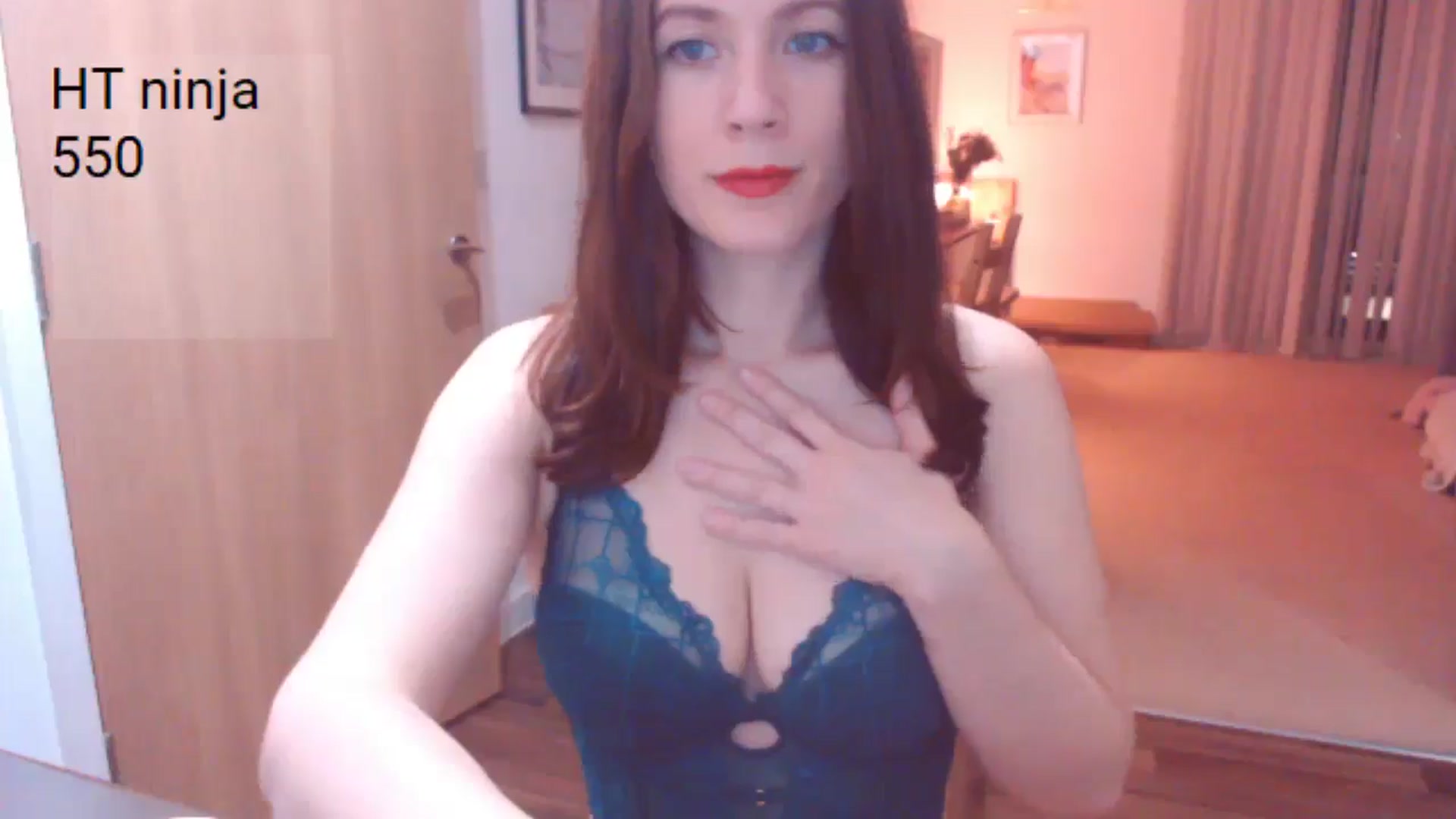 Gallery image thumbnail from AubreyPlza's myfreecams stream on, 10/15/2025, 20:01 image 11 of 20