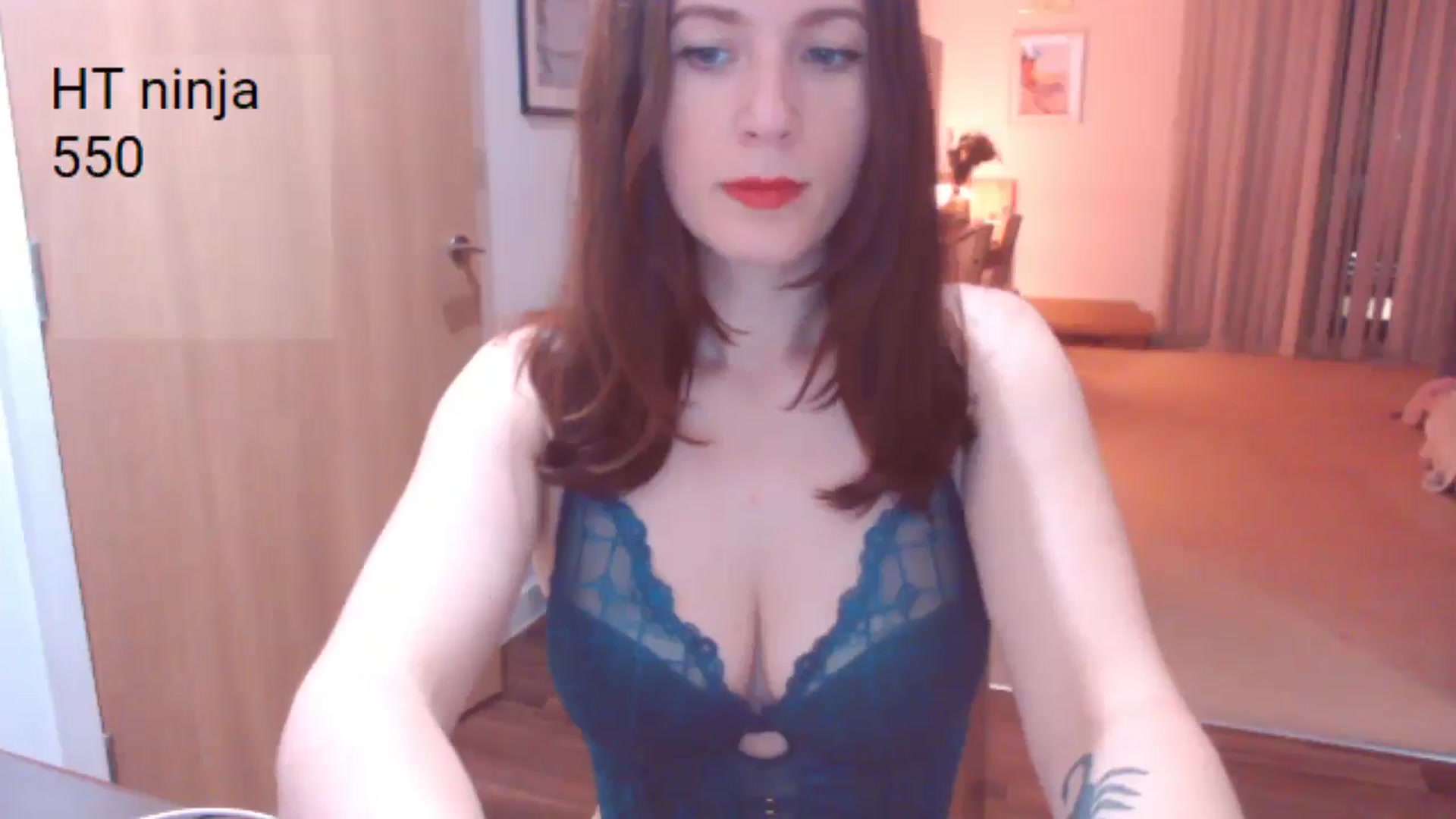 Gallery image thumbnail from AubreyPlza's myfreecams stream on, 10/15/2025, 20:01 image 2 of 20