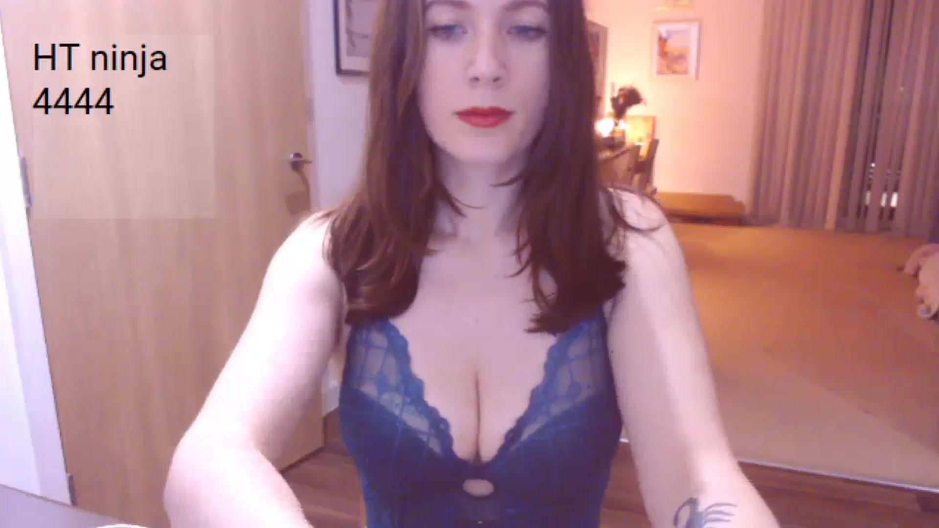 Gallery image thumbnail from AubreyPlza's myfreecams stream on, 10/15/2025, 21:11 image 8 of 20