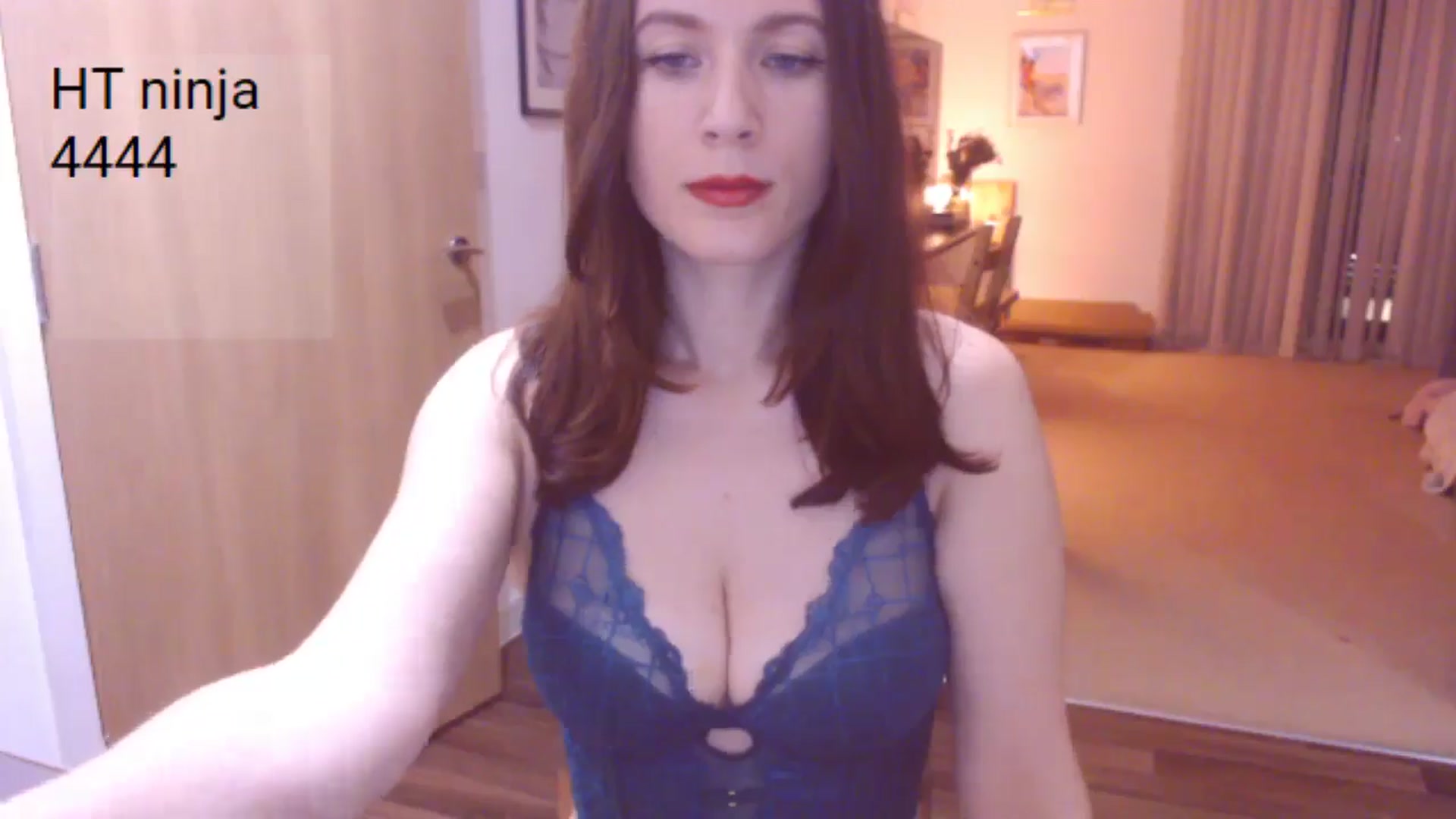 Gallery image thumbnail from AubreyPlza's myfreecams stream on, 10/15/2025, 21:11 image 18 of 20