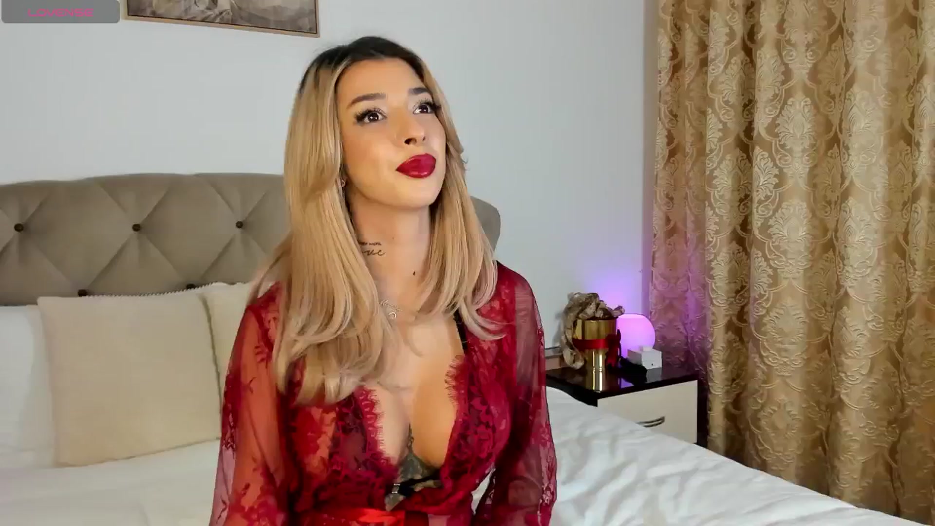 Gallery image thumbnail from AubreyTress's myfreecams stream on, 10/29/2024, 01:56 image 15 of 20