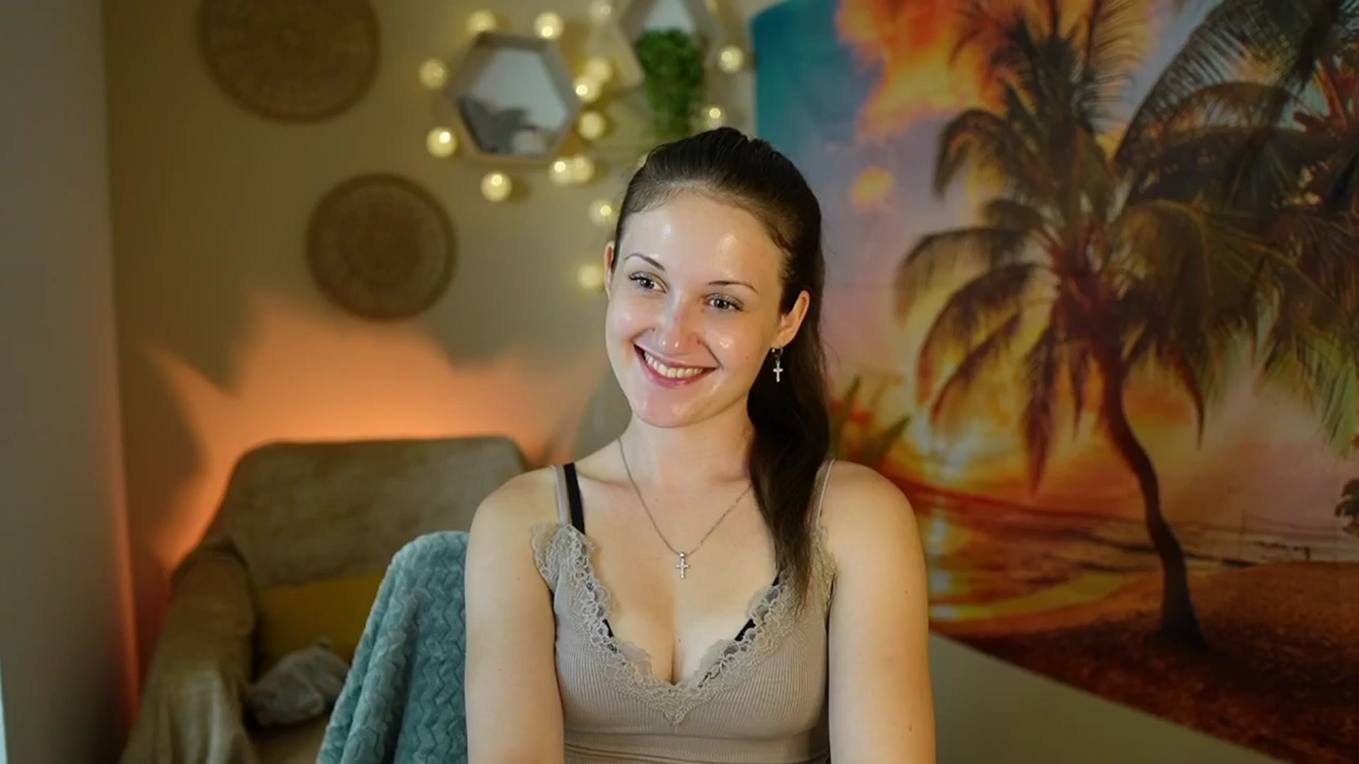 Gallery image thumbnail from Aubrey_Star's myfreecams stream on, 07/19/2024, 10:02 image 8 of 20