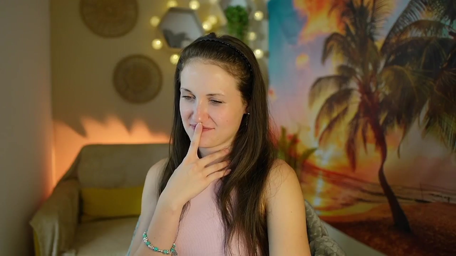 Gallery image thumbnail from Aubrey_Star's myfreecams stream on, 07/31/2024, 13:00 image 20 of 20