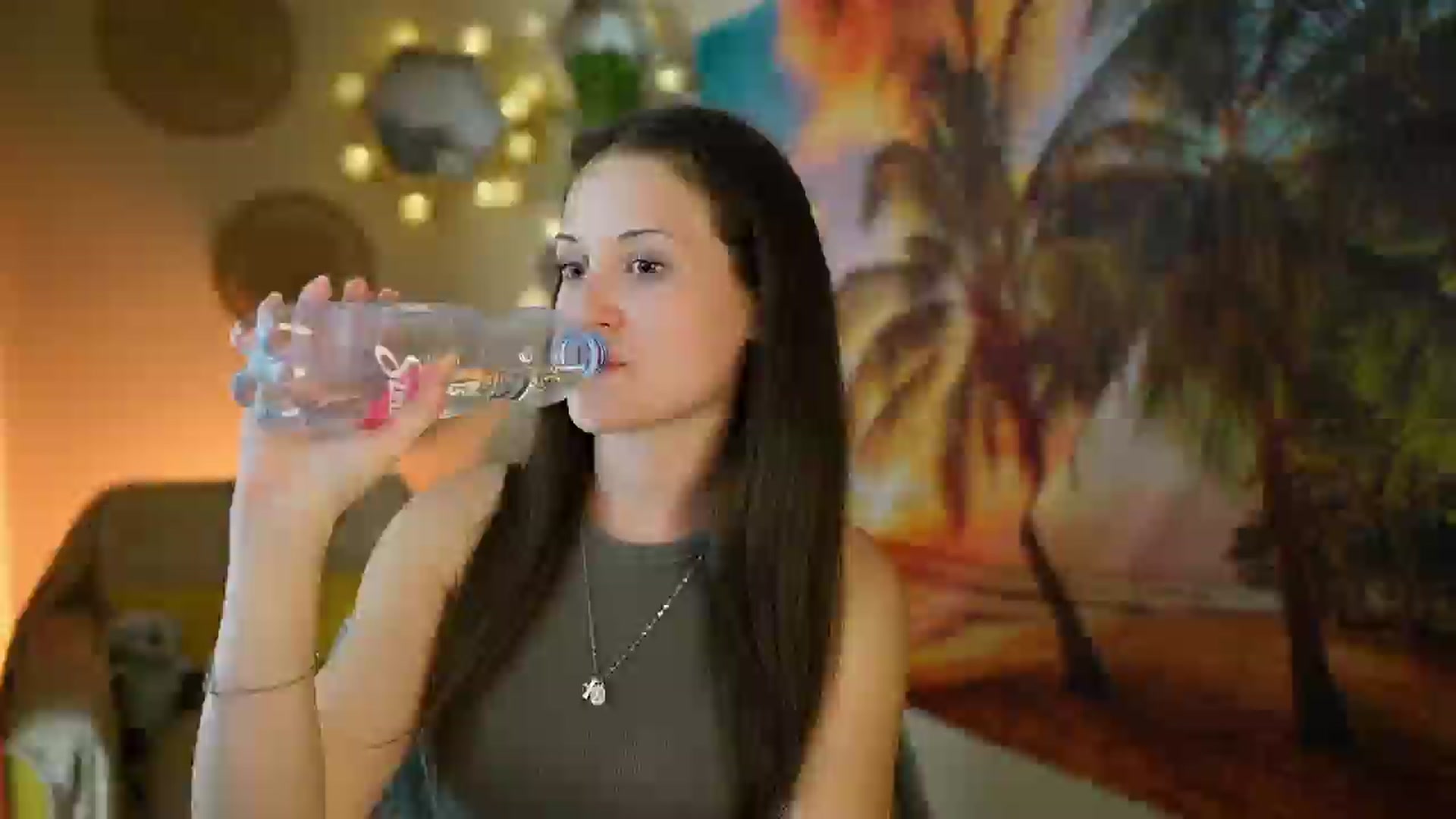 Gallery image thumbnail from Aubrey_Star's myfreecams stream on, 08/06/2024, 11:10 image 6 of 20