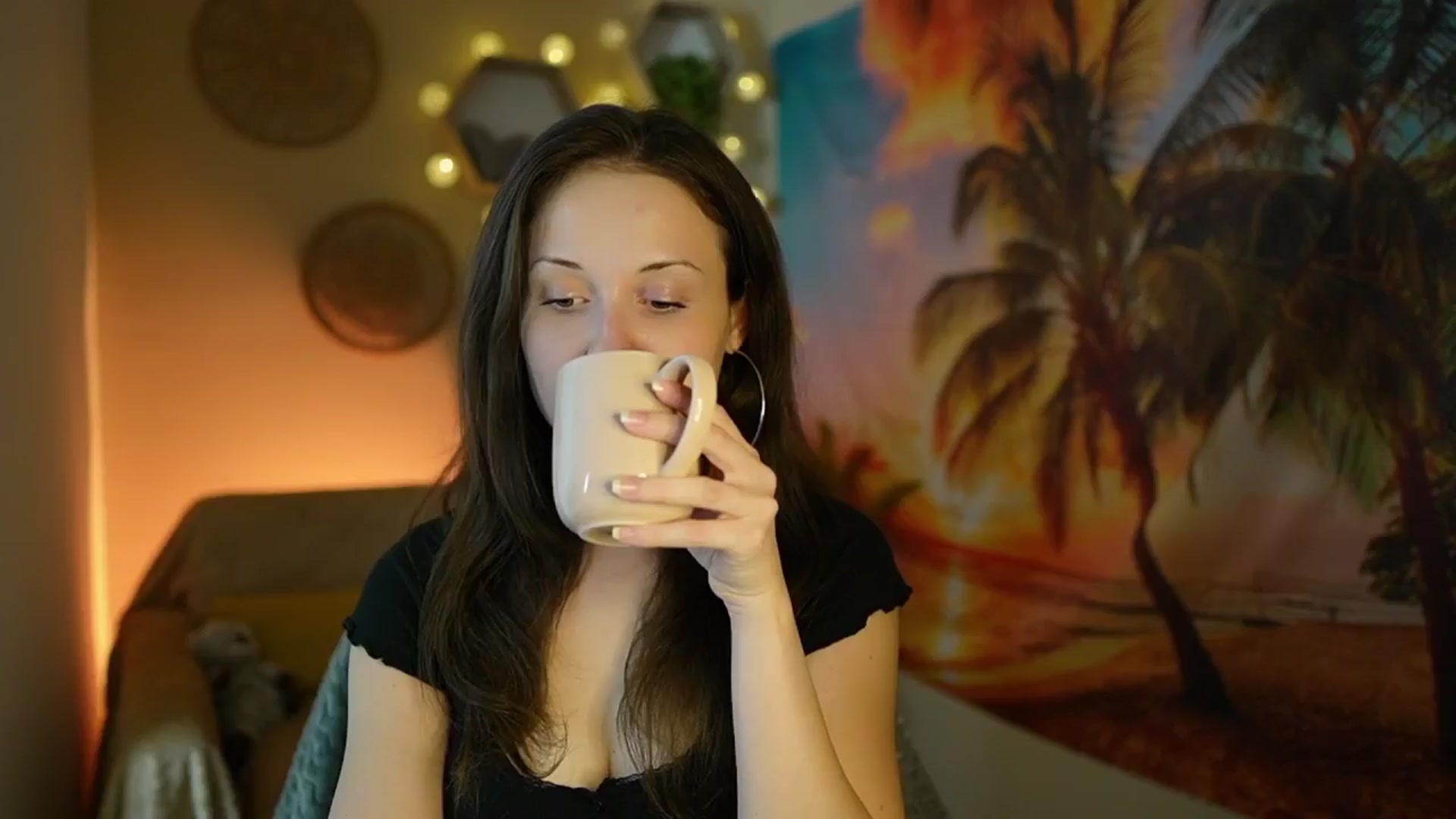 Gallery image thumbnail from Aubrey_Star's myfreecams stream on, 08/14/2024, 09:33 image 7 of 20