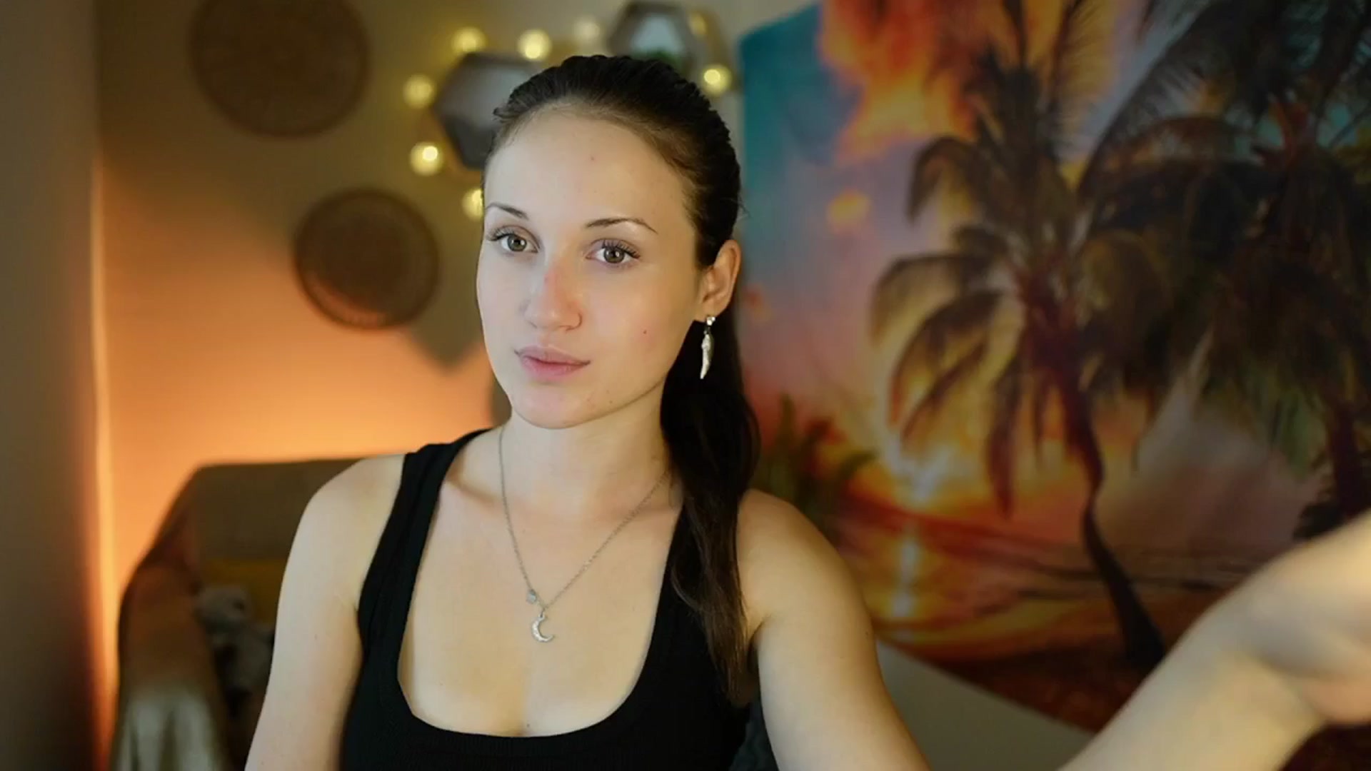Gallery image thumbnail from Aubrey_Star's myfreecams stream on, 08/16/2024, 08:27 image 8 of 20
