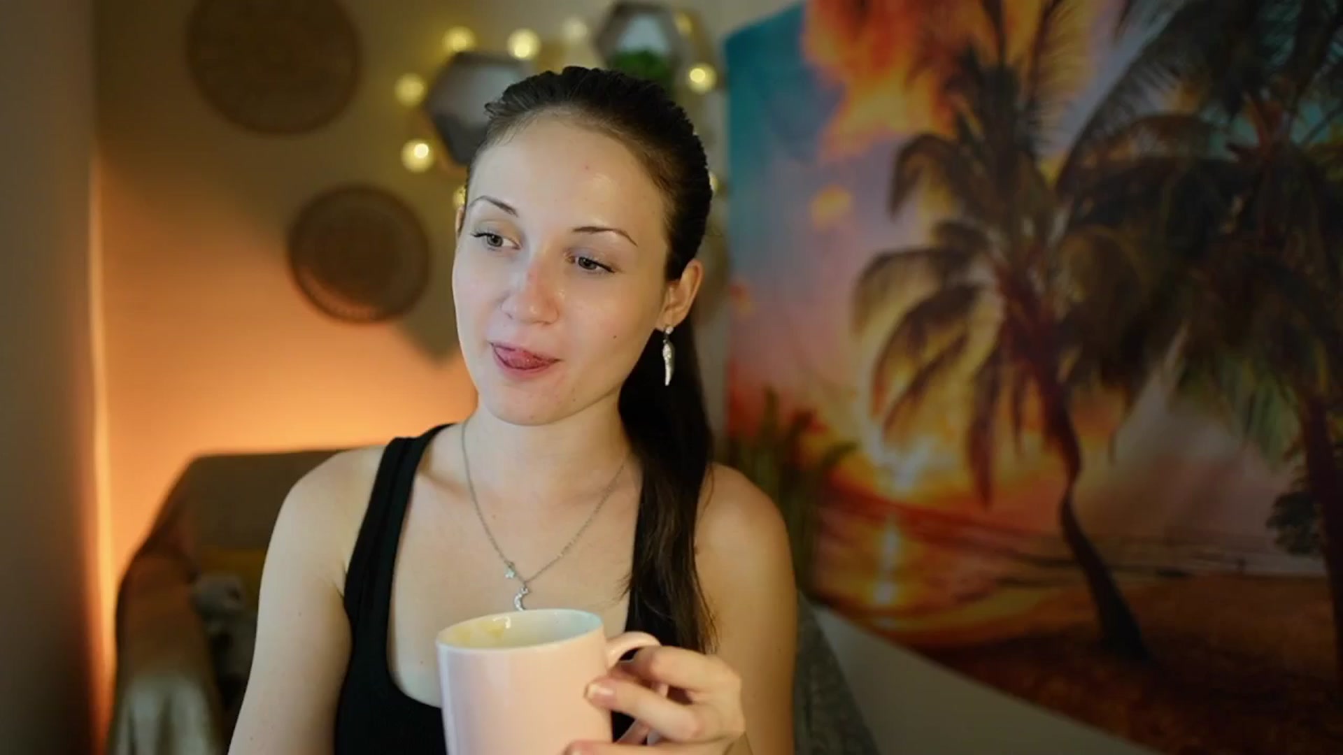 Gallery image thumbnail from Aubrey_Star's myfreecams stream on, 08/16/2024, 09:35 image 9 of 20