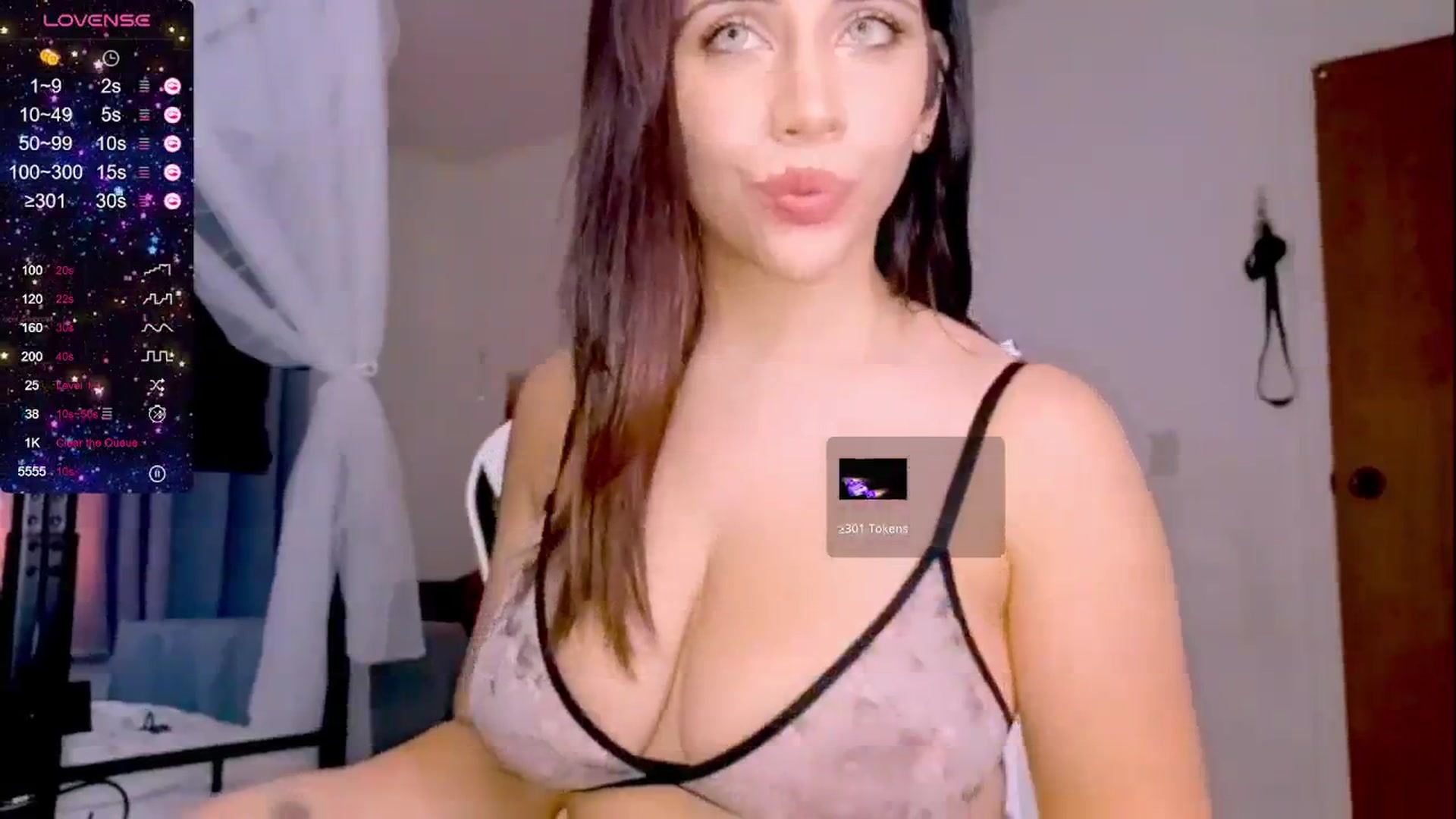 Gallery image thumbnail from Aubreyessex's myfreecams stream on, 11/07/2023, 13:46 image 5 of 20