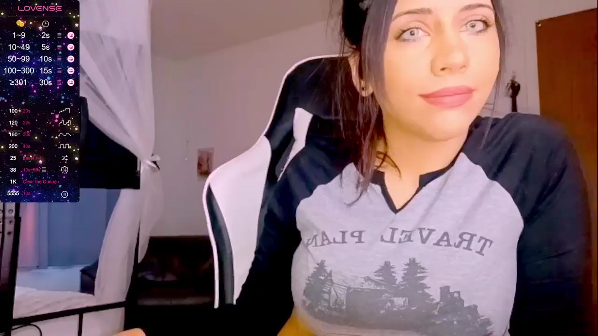Gallery image thumbnail from Aubreyessex's myfreecams stream on, 11/12/2023, 14:44 image 5 of 20