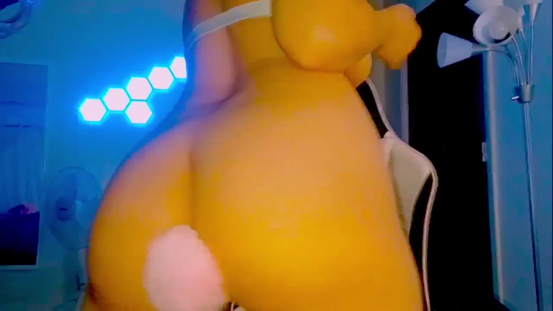 Gallery image thumbnail from Aubreyessex's myfreecams stream on, 03/24/2024, 13:21 image 14 of 20