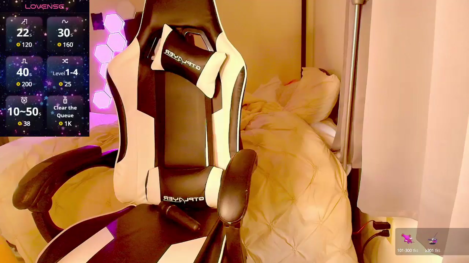 Gallery image thumbnail from Aubreyessex's myfreecams stream on, 04/05/2025, 16:13 image 16 of 20