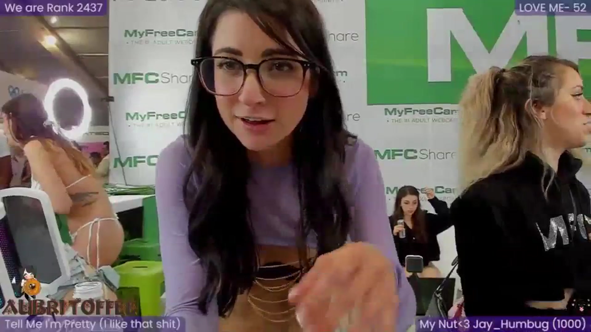 Gallery image thumbnail from AubriToffee's myfreecams stream on, 01/27/2024, 03:05 image 17 of 20