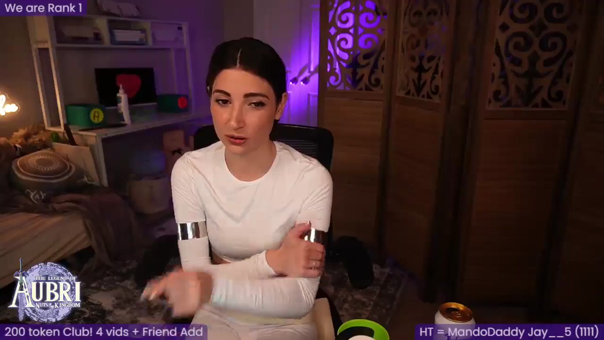 Gallery image thumbnail from AubriToffee's myfreecams stream on, 05/05/2024, 03:58 image 12 of 20