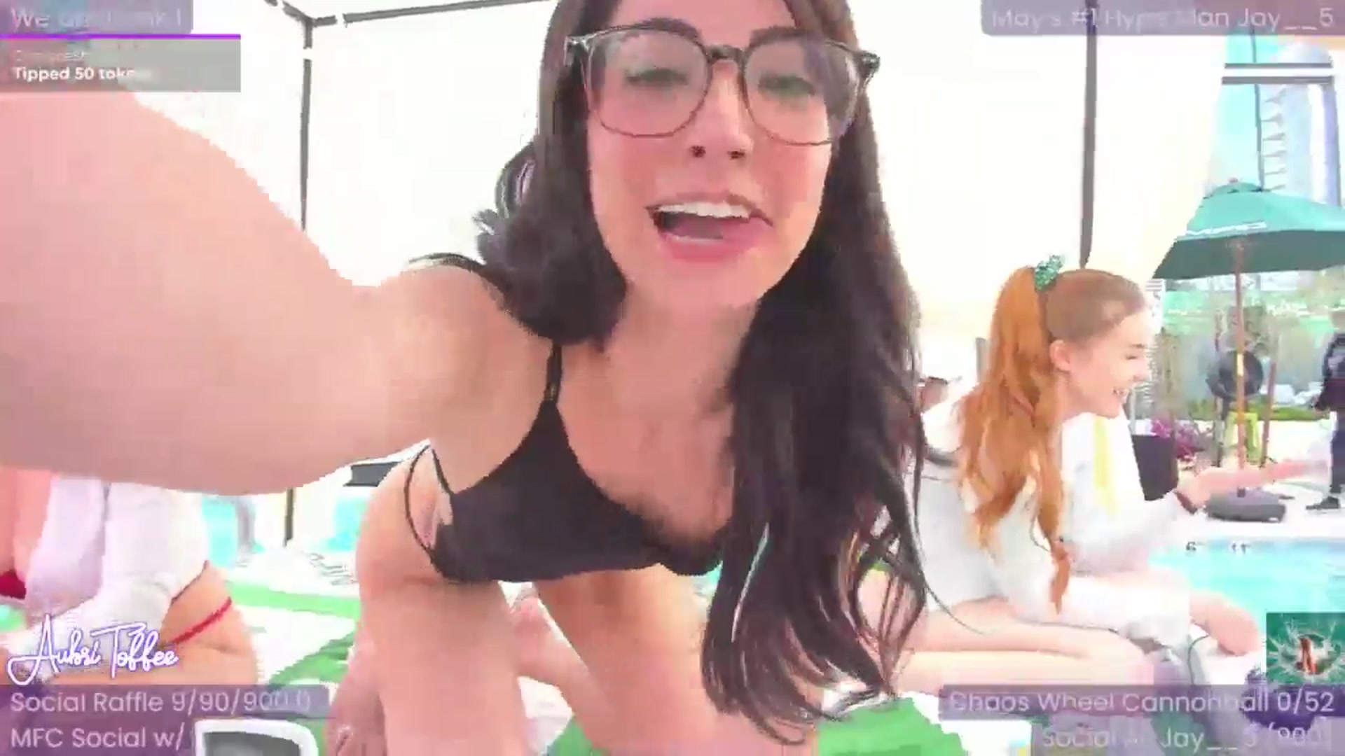 Gallery image thumbnail from AubriToffee's myfreecams stream on, 05/21/2024, 02:50 image 5 of 20