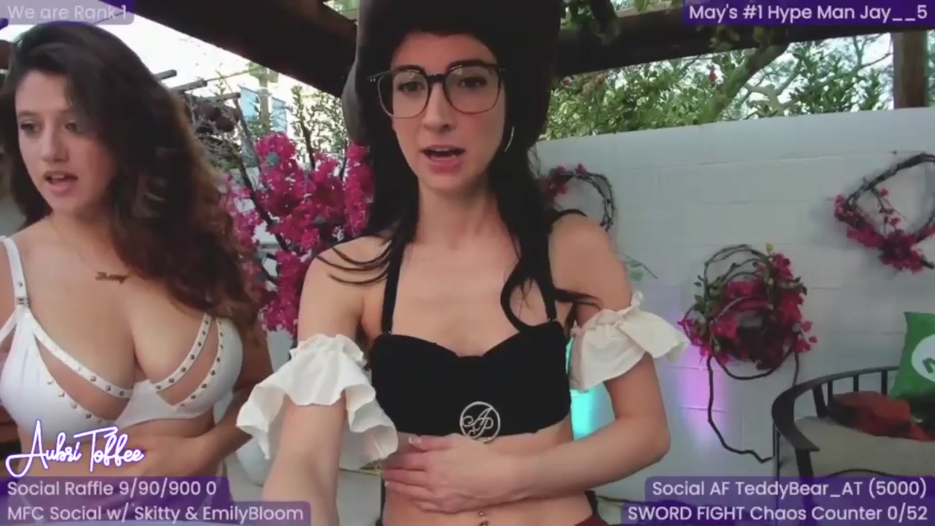 Gallery image thumbnail from AubriToffee's myfreecams stream on, 05/22/2024, 03:06 image 7 of 20