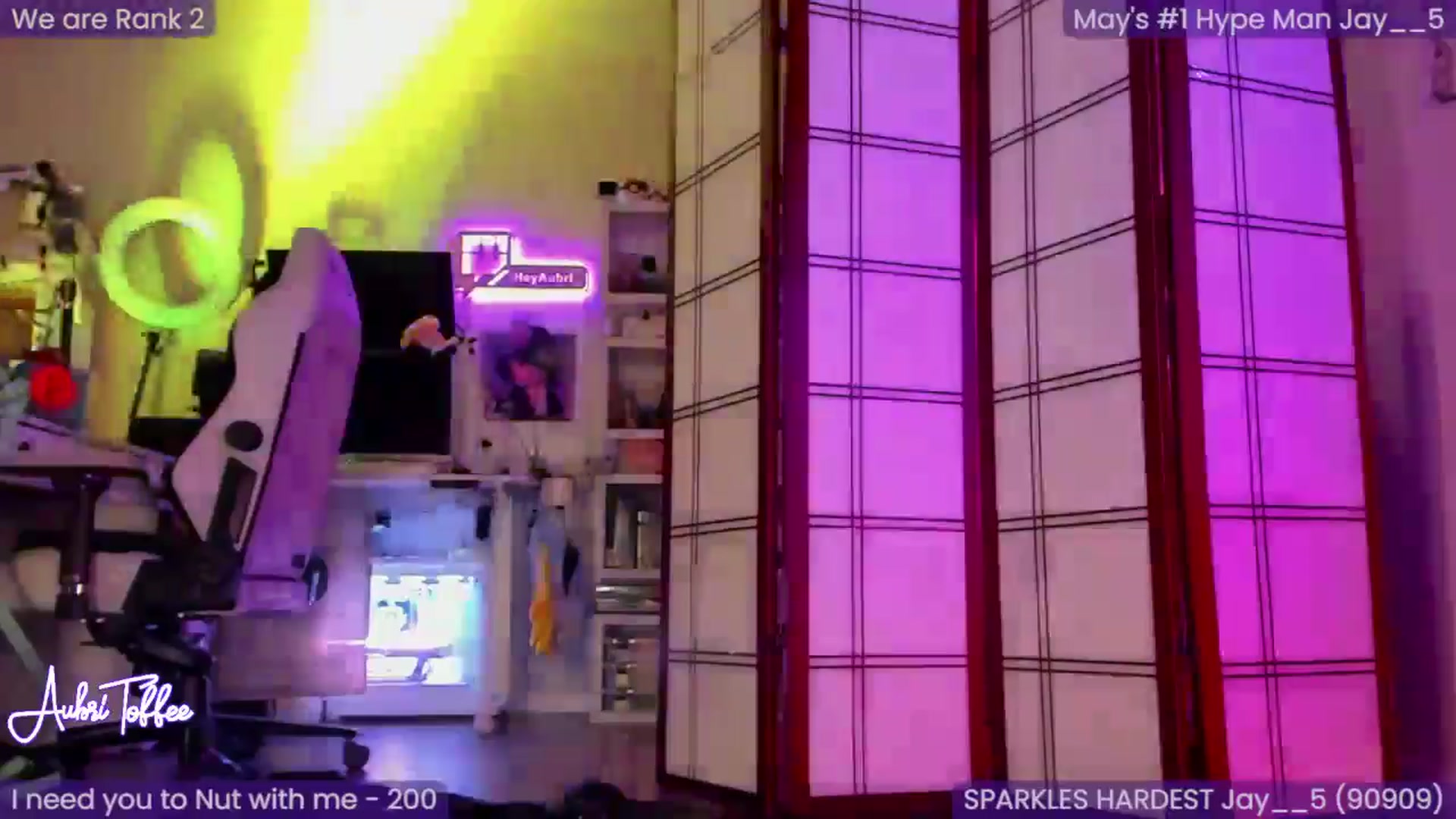 Gallery image thumbnail from AubriToffee's myfreecams stream on, 05/29/2024, 06:54 image 16 of 20