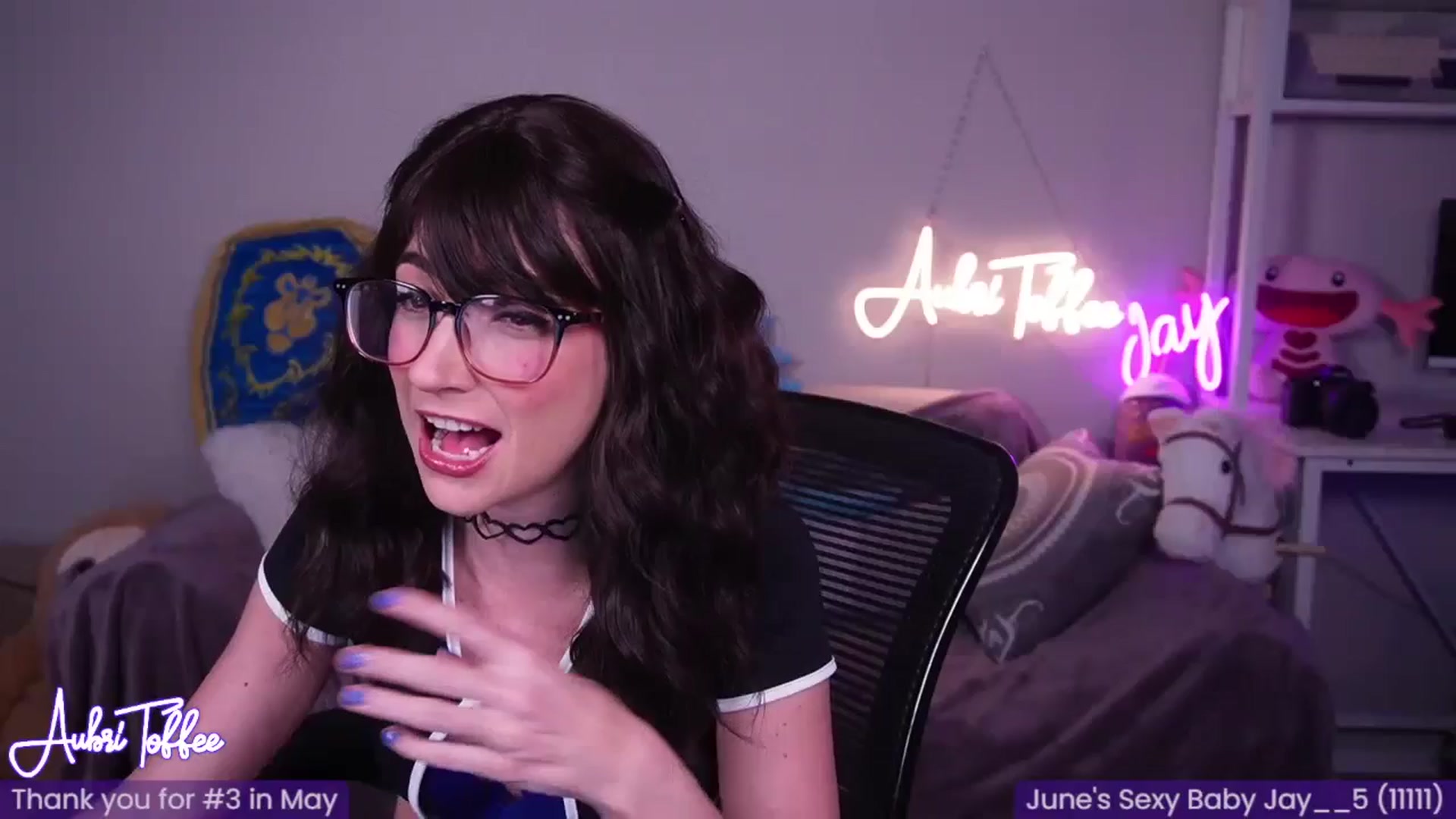 Gallery image thumbnail from AubriToffee's myfreecams stream on, 06/28/2024, 05:38 image 2 of 20