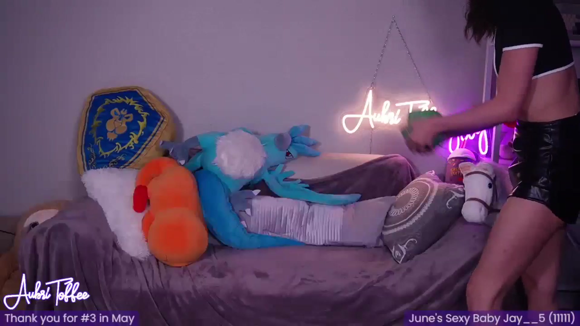 Gallery image thumbnail from AubriToffee's myfreecams stream on, 06/28/2024, 05:38 image 8 of 20