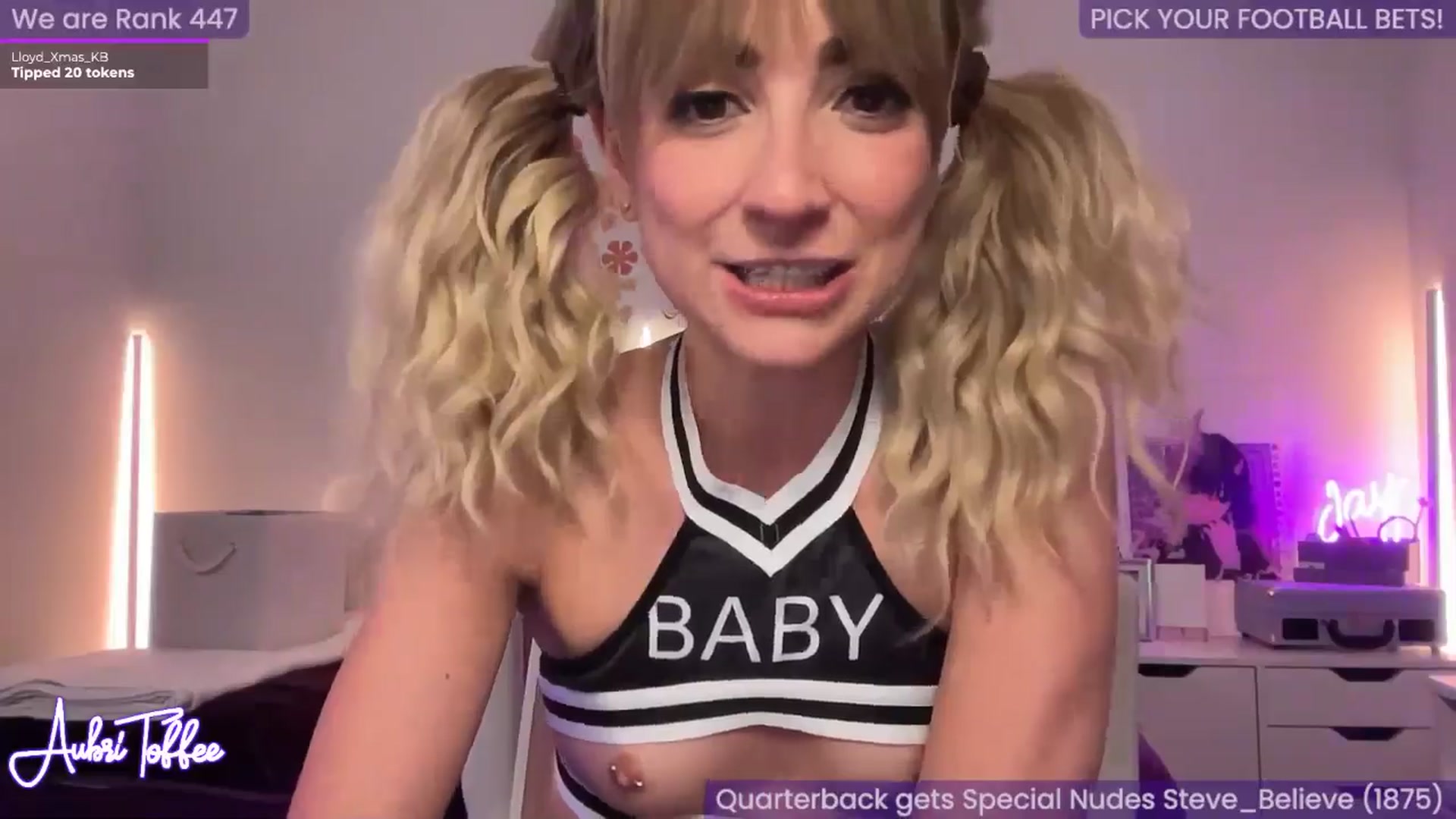 Gallery image thumbnail from AubriToffee's myfreecams stream on, 09/07/2024, 07:58 image 15 of 20