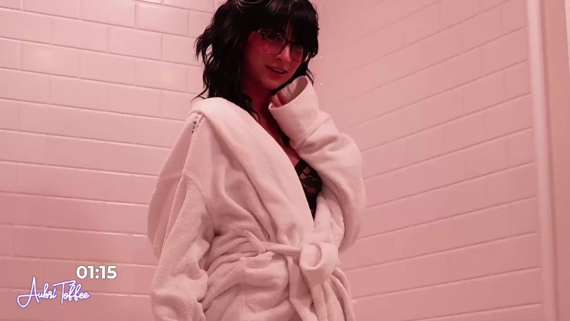 Gallery image thumbnail from AubriToffee's myfreecams stream on, 09/08/2024, 05:13 image 1 of 20