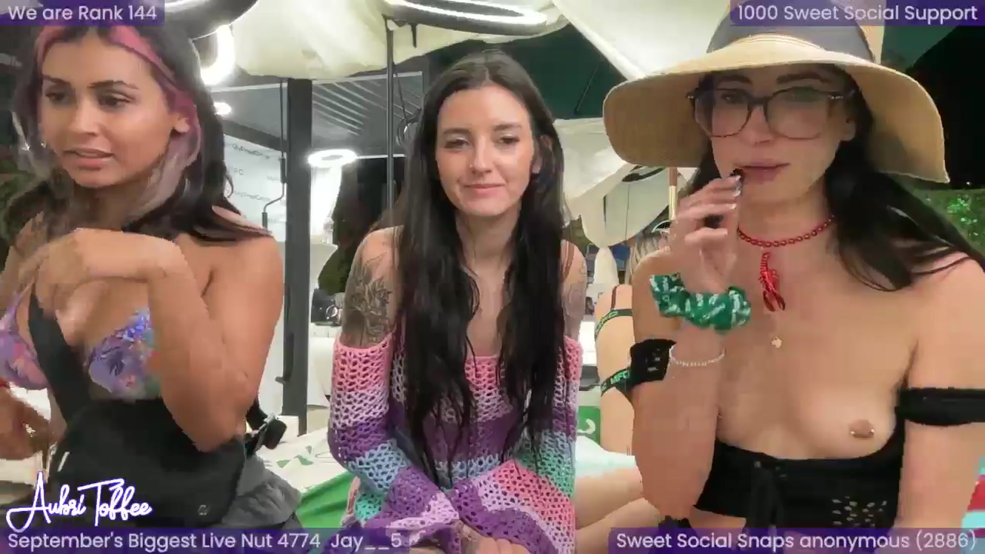 Gallery image thumbnail from AubriToffee's myfreecams stream on, 09/26/2024, 04:27 image 5 of 20