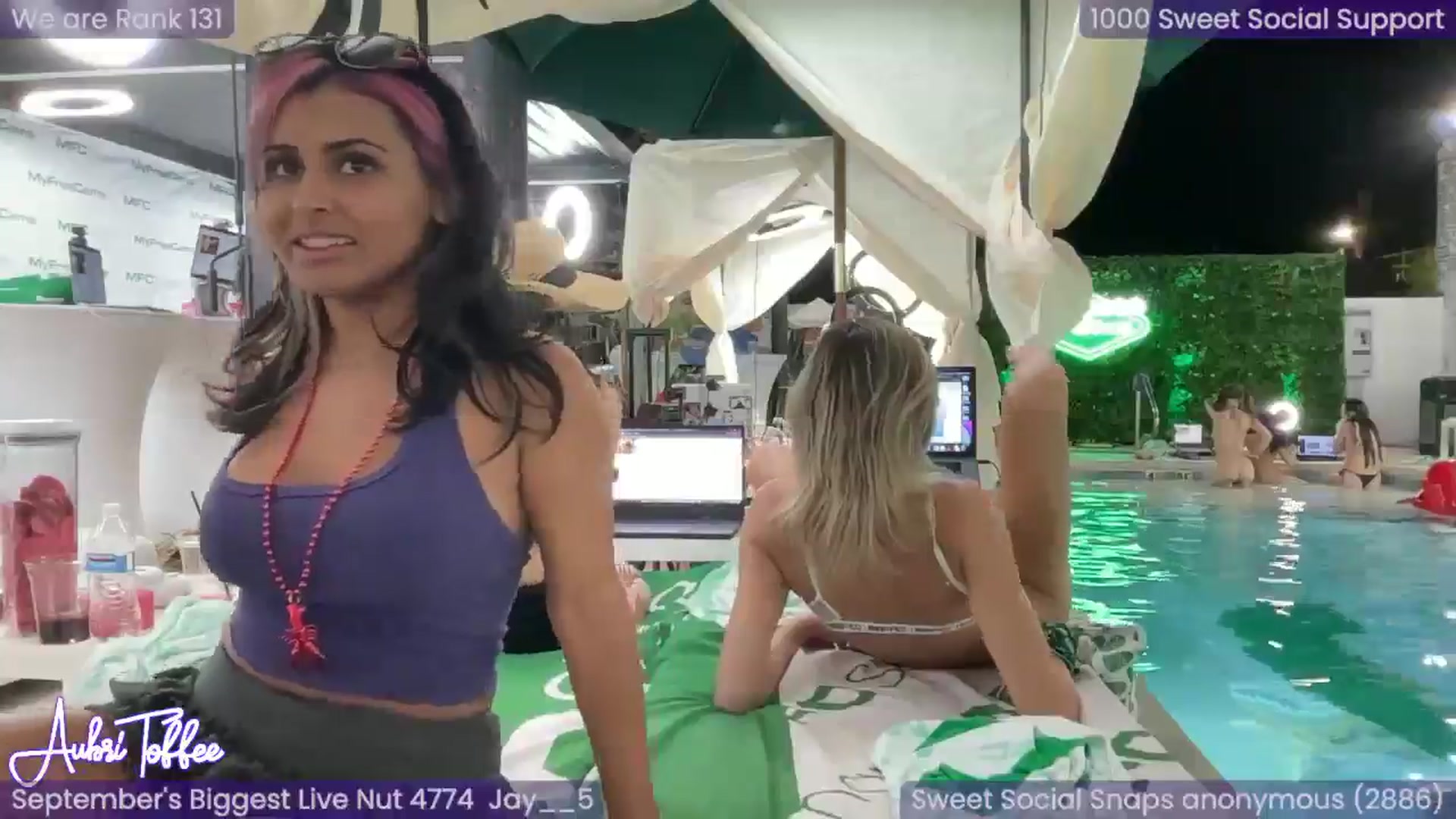 Gallery image thumbnail from AubriToffee's myfreecams stream on, 09/26/2024, 07:51 image 16 of 20